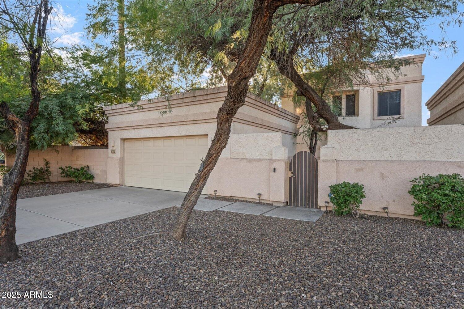 5th Pl, Phoenix, AZ 85012