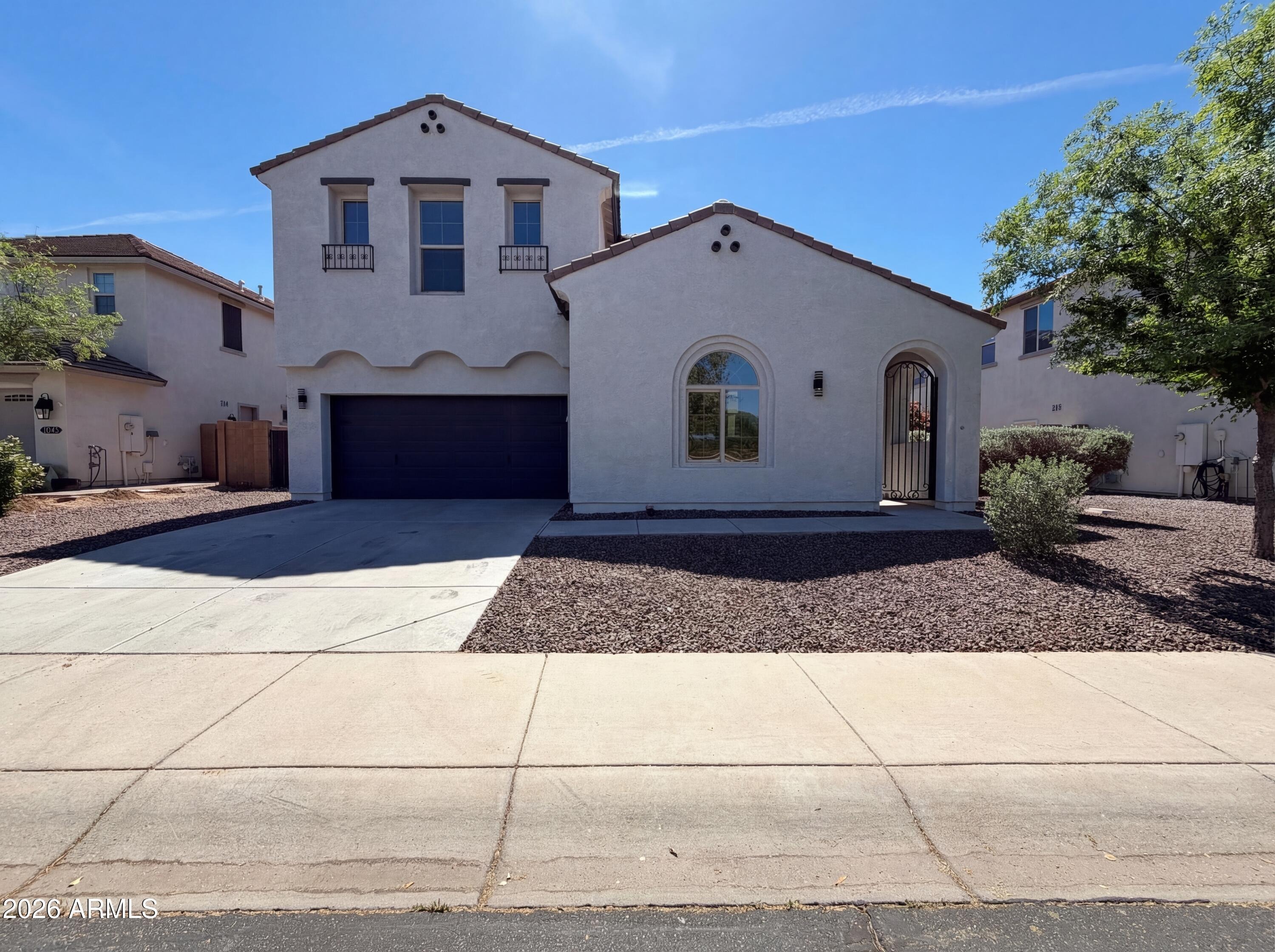Mia Ln, Gilbert, AZ 85298