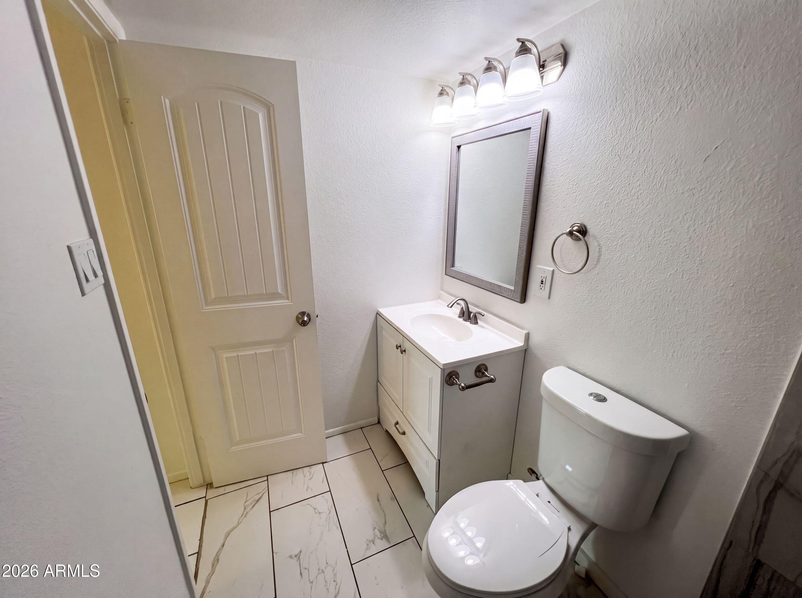33rd Dr, Phoenix, AZ 85053 #1