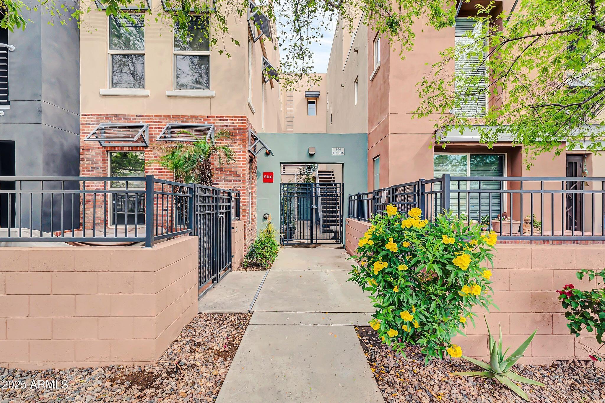 Washington St, Phoenix, AZ 85034