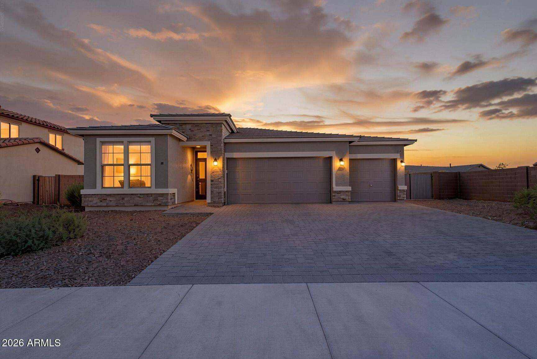 Hilton Ave, Goodyear, AZ 85338