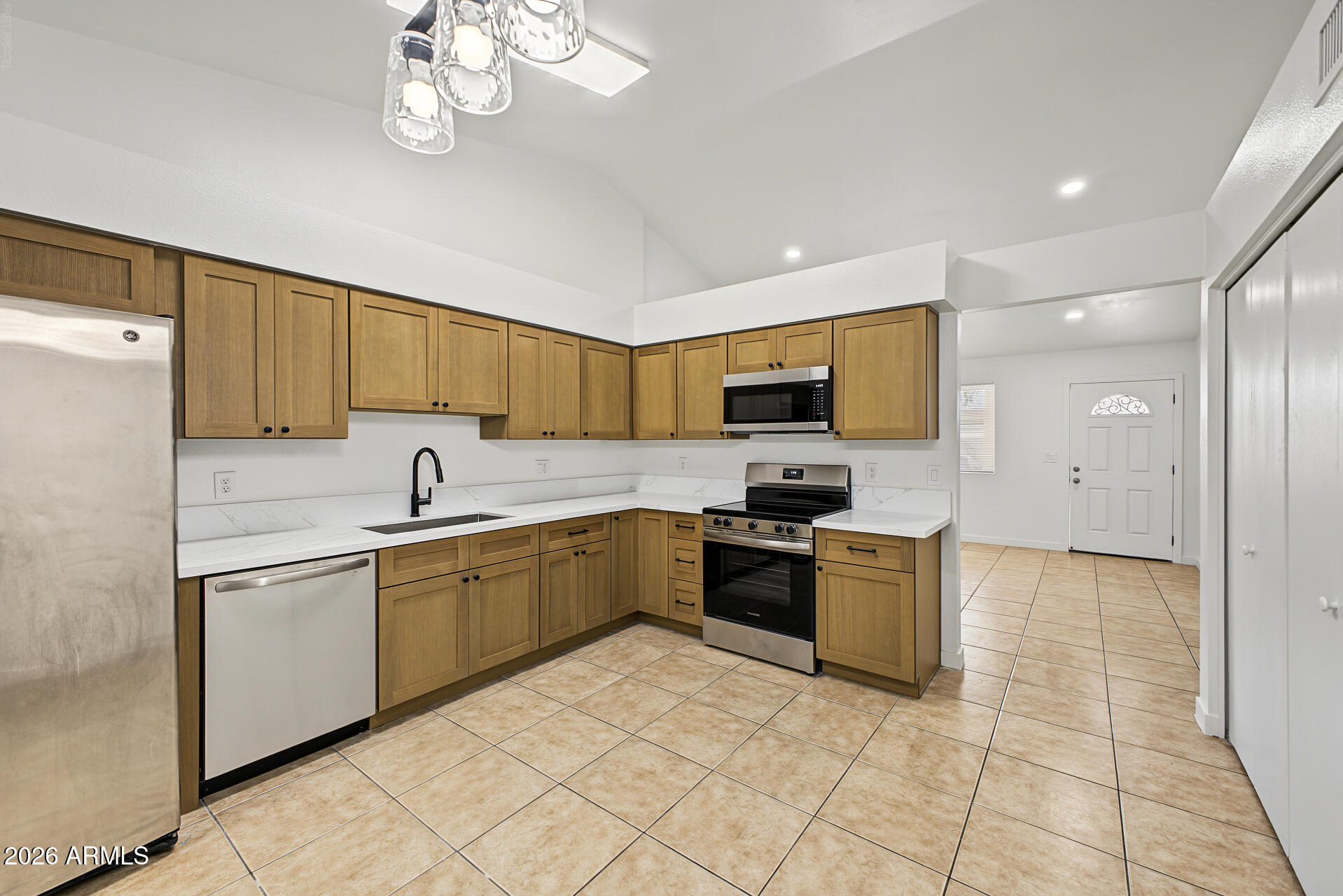 Hartford St, Chandler, AZ 85225