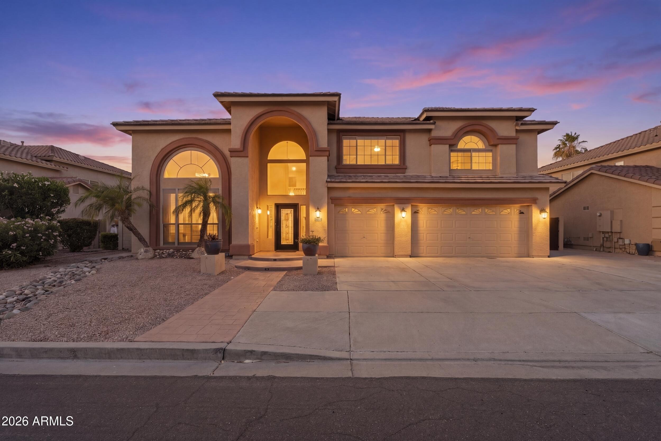 Llano Dr, Litchfield Park, AZ 85340