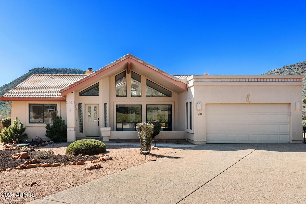 Lindsay Way, Sedona, AZ 86351