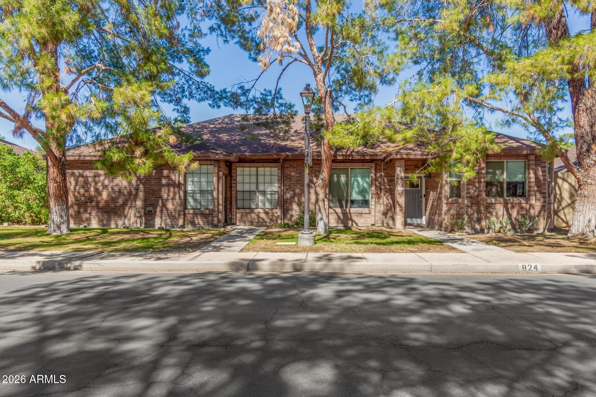 Bruce Ave, Gilbert, AZ 85234