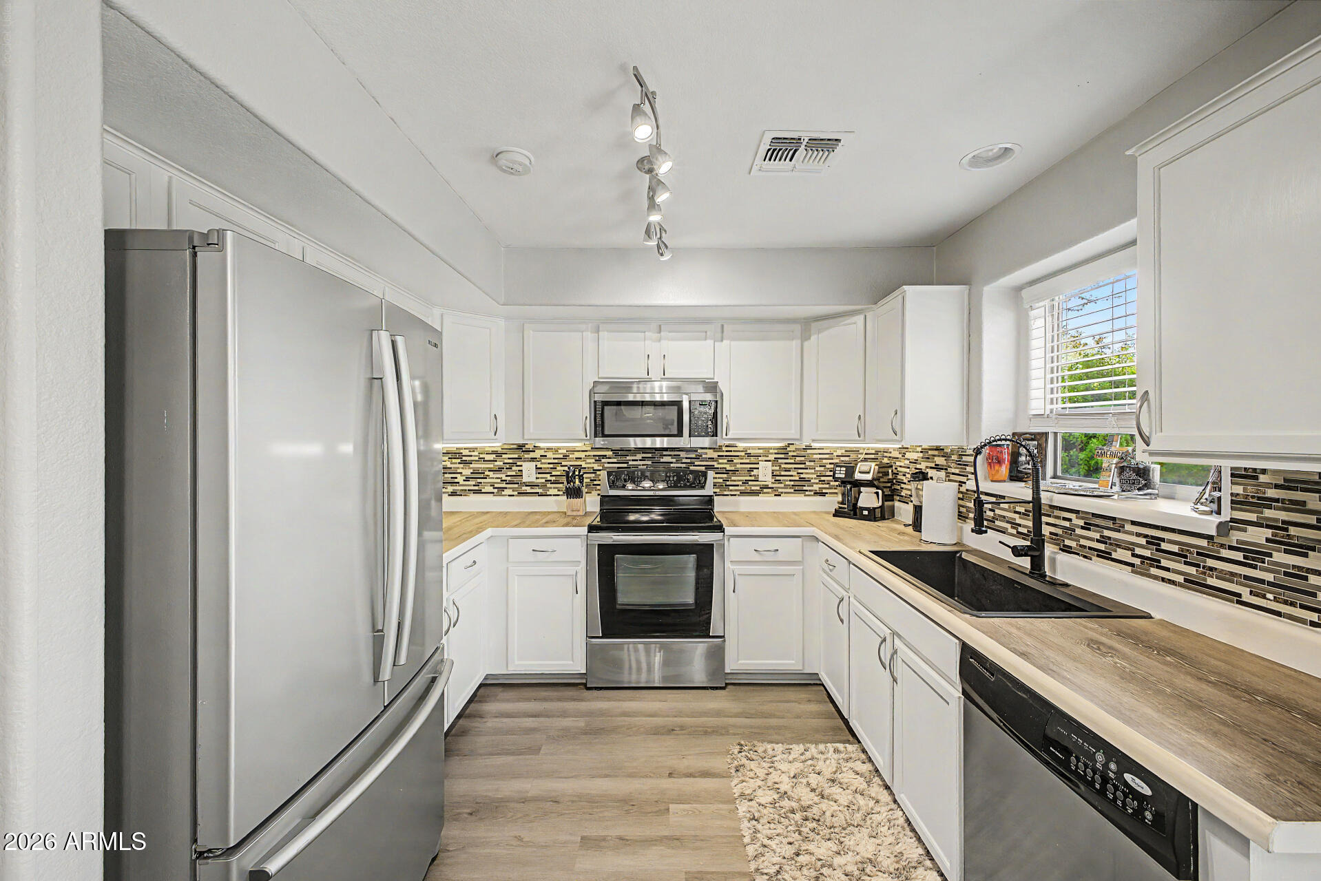 Straight Arrow Ln, Phoenix, AZ 85085 #1