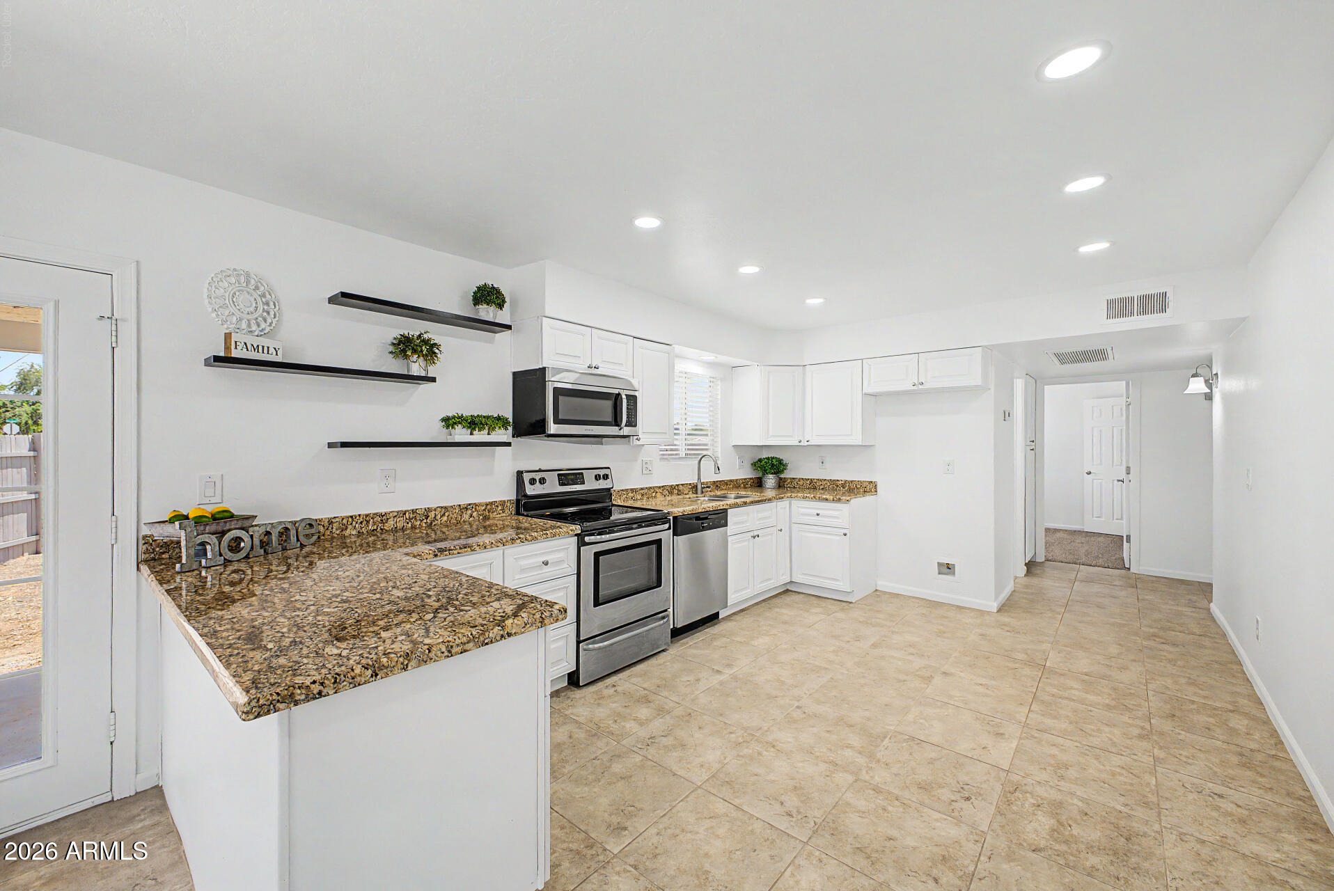 111th Pl, Mesa, AZ 85207 #1