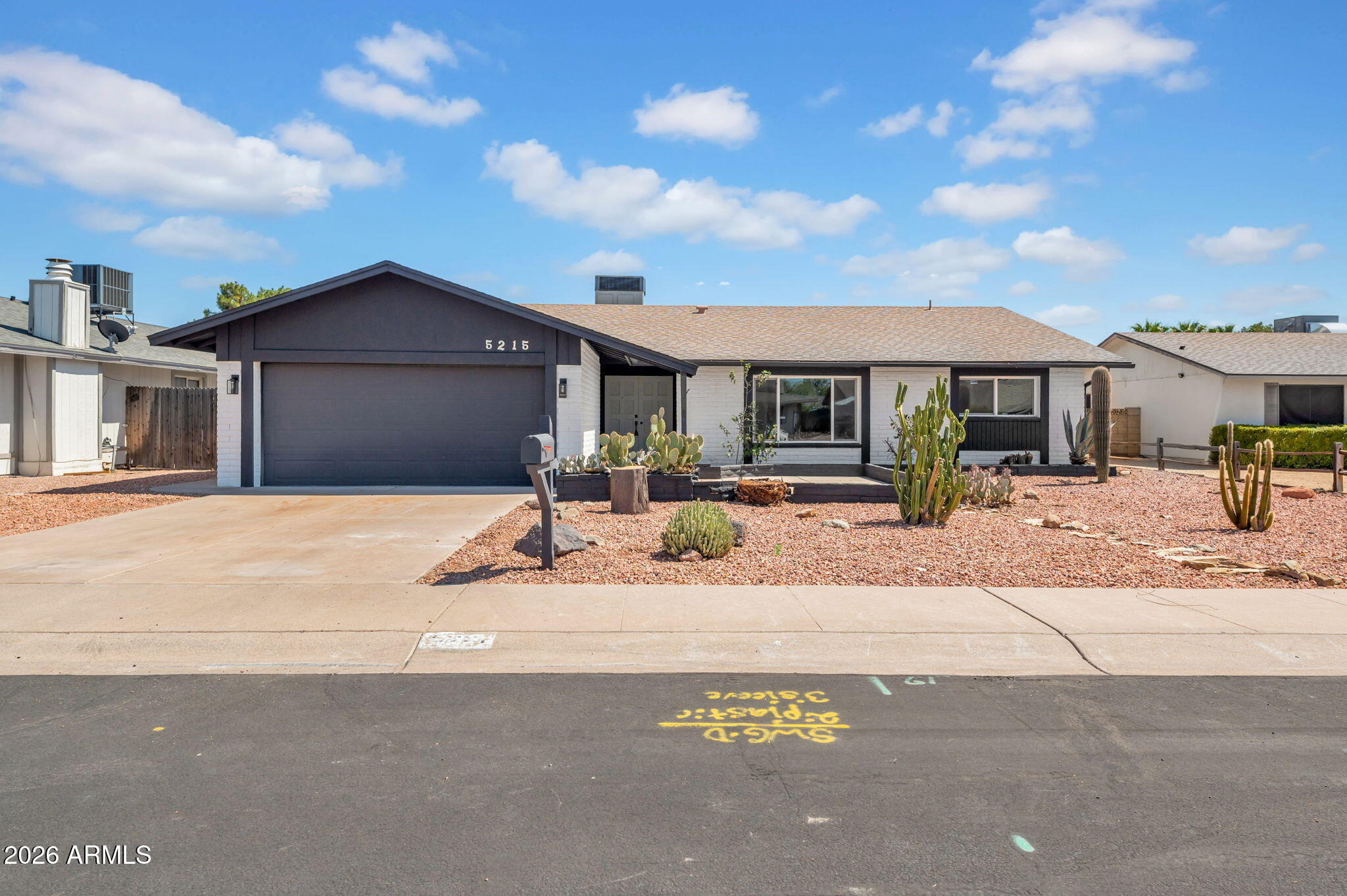 Hearn Rd, Glendale, AZ 85306