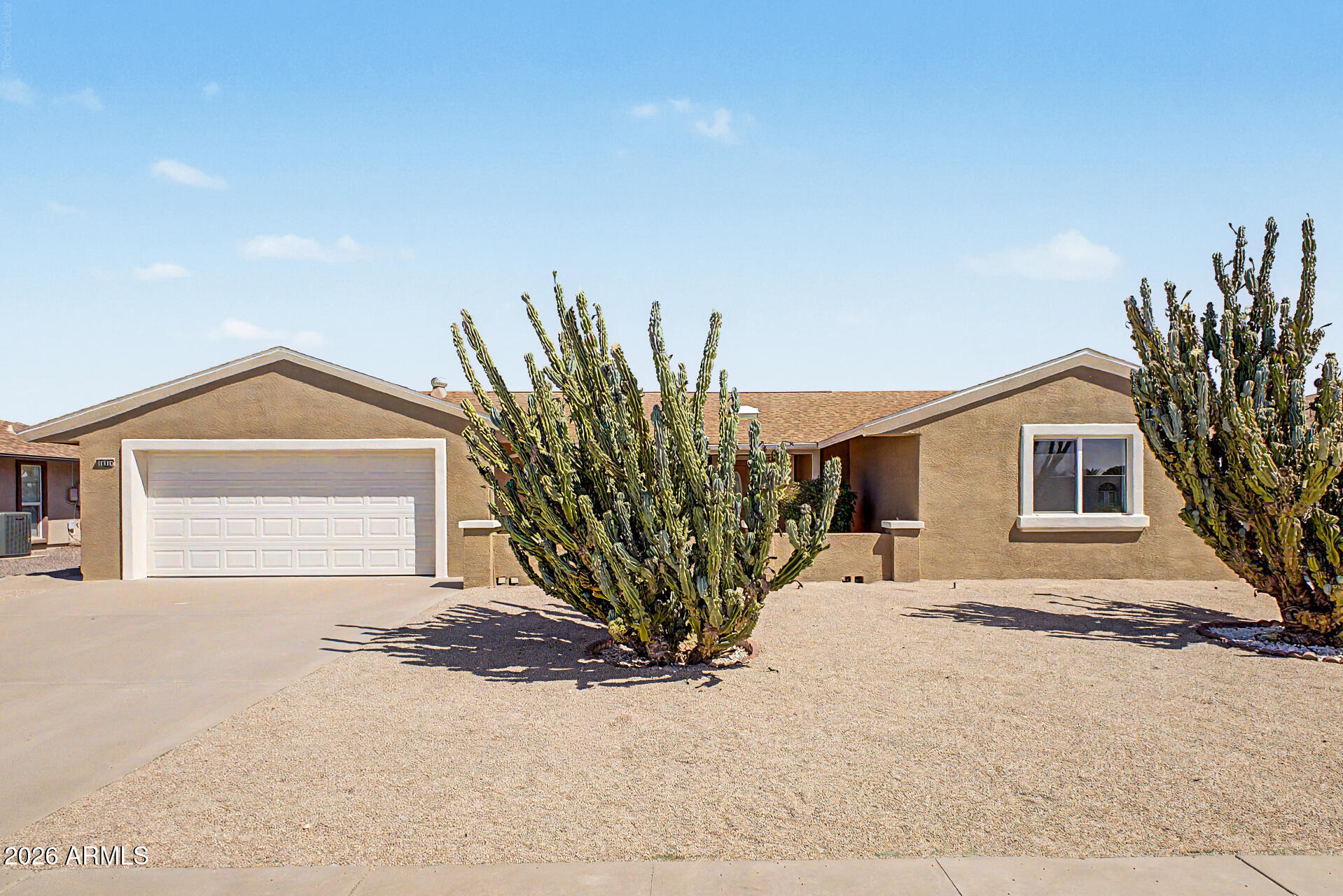 Oak Ridge Dr, Sun City, AZ 85351