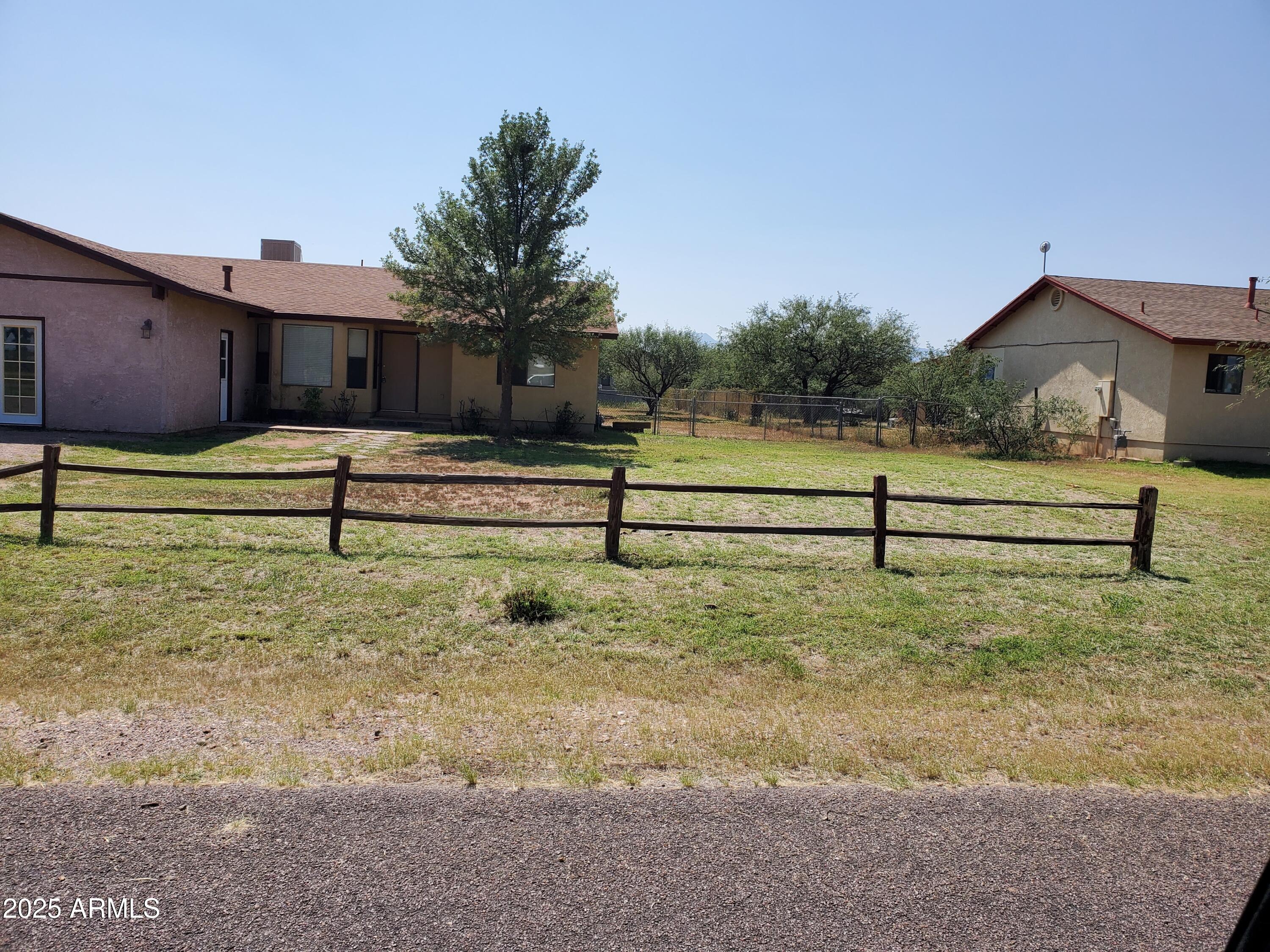 Oak St, Huachuca City, AZ 85616