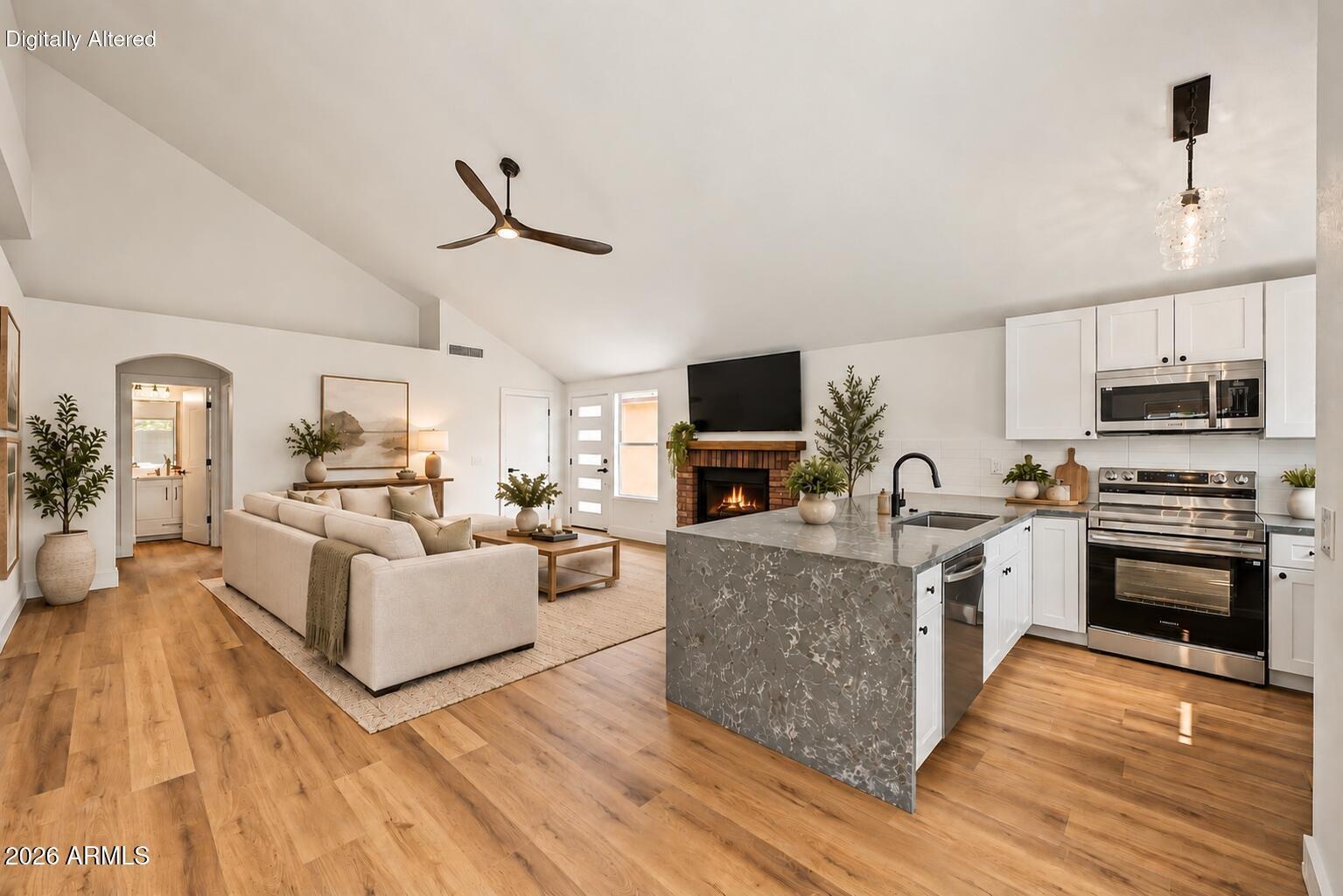 Rockwell Dr, Chandler, AZ 85225