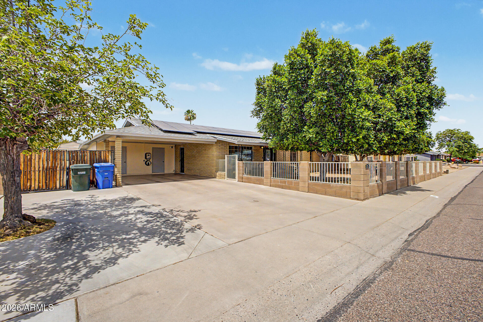 Morrow Dr, Phoenix, AZ 85027