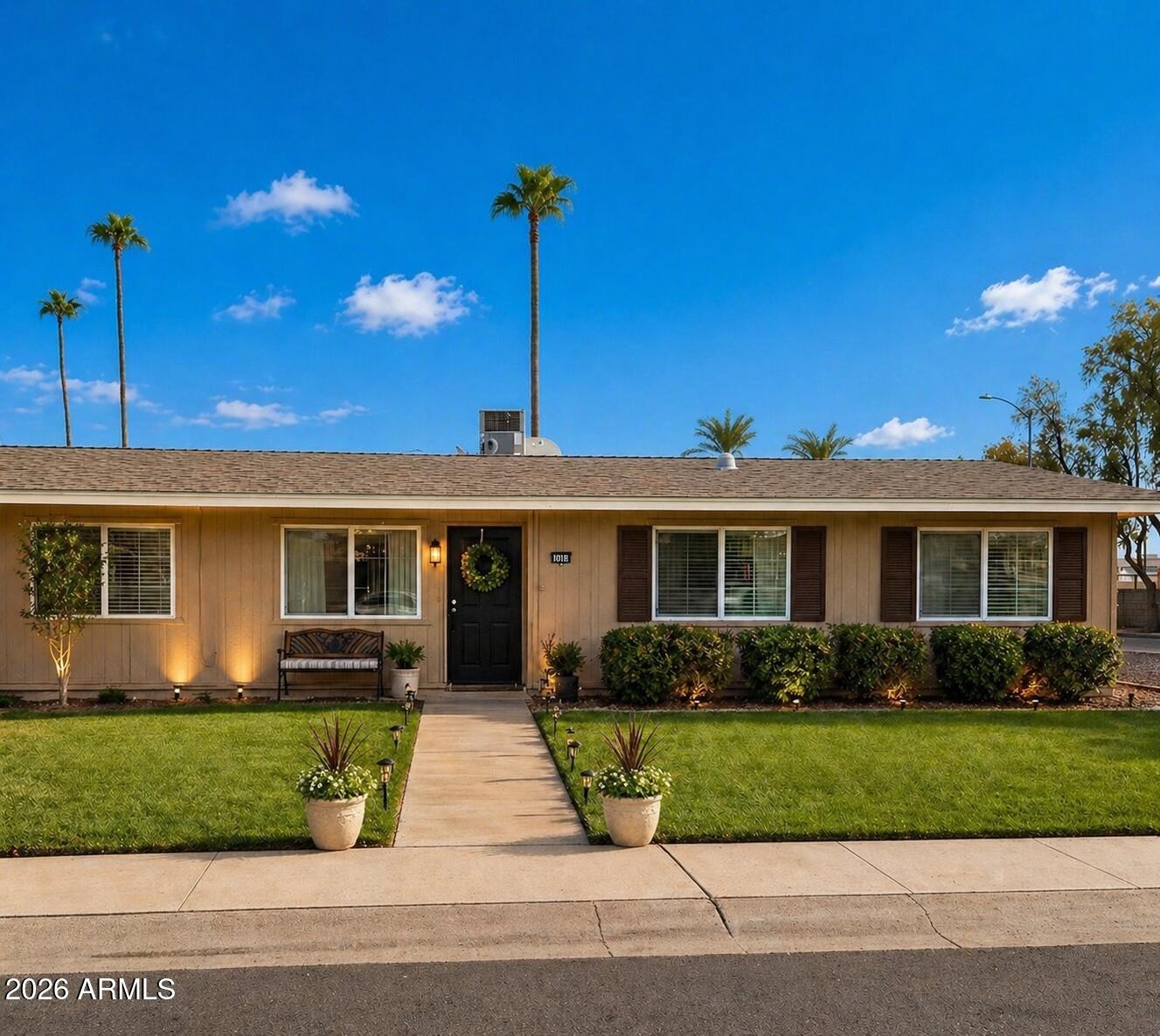 Santa Fe Dr, Sun City, AZ 85351