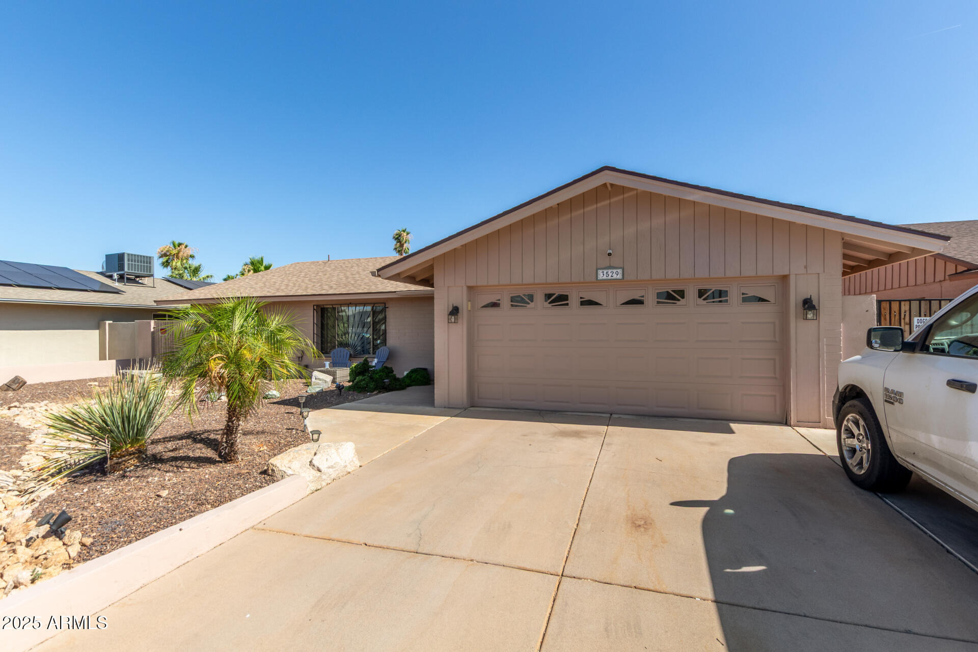 Saint Moritz Ln, Phoenix, AZ 85053
