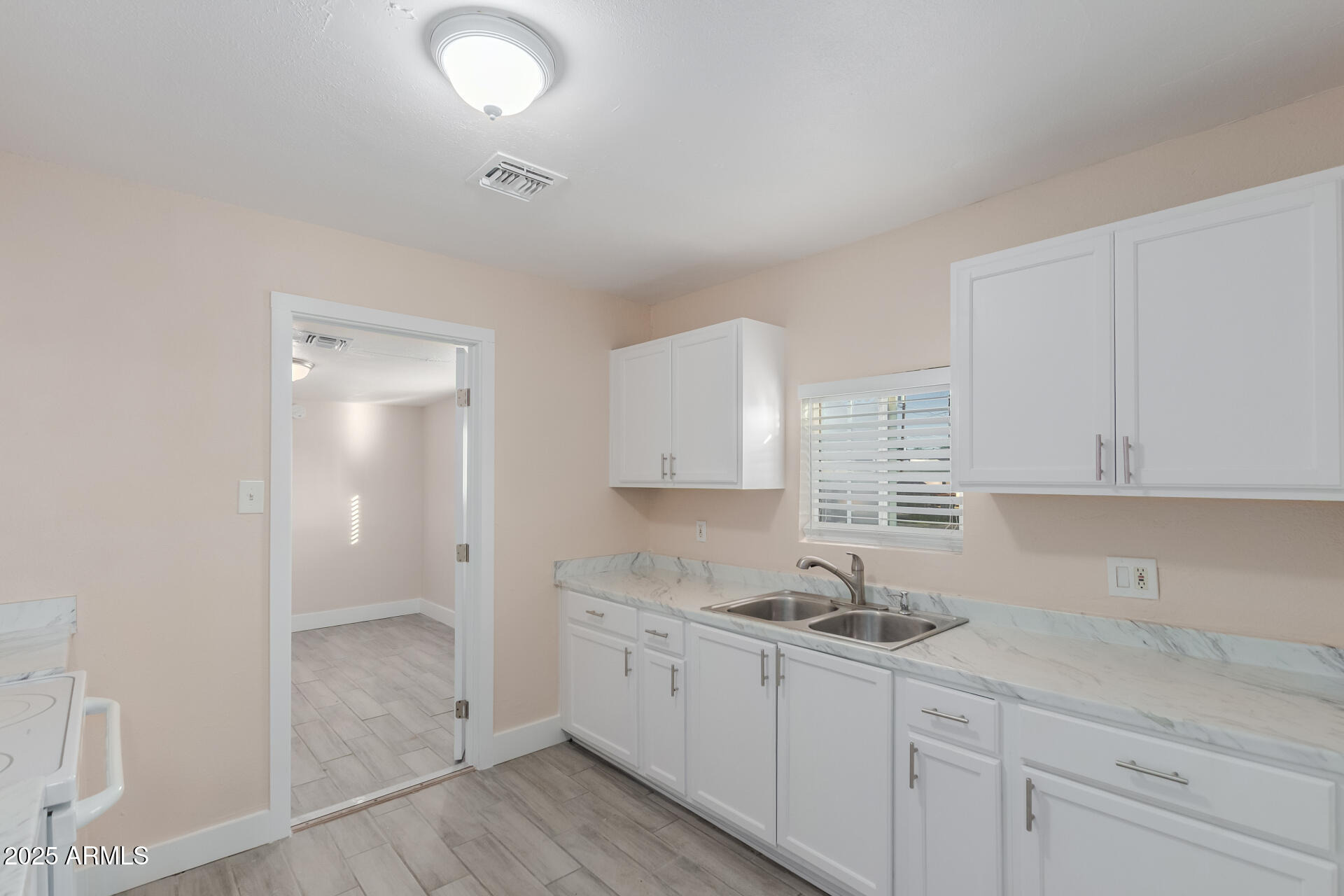 Georgia Ave, Phoenix, AZ 85015 #1