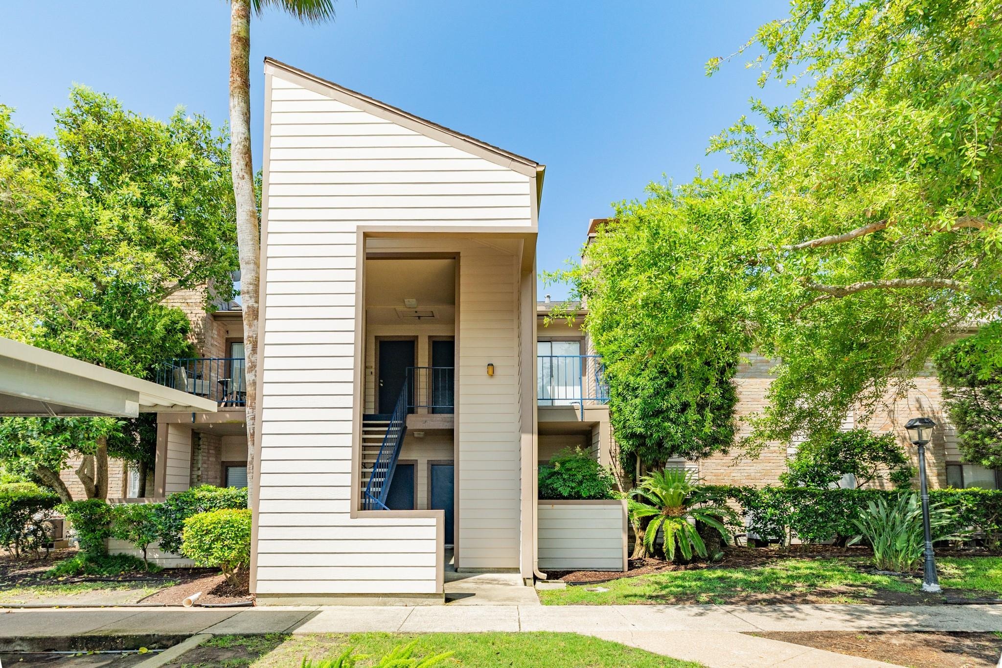 Holiday Dr, Galveston, TX 77550