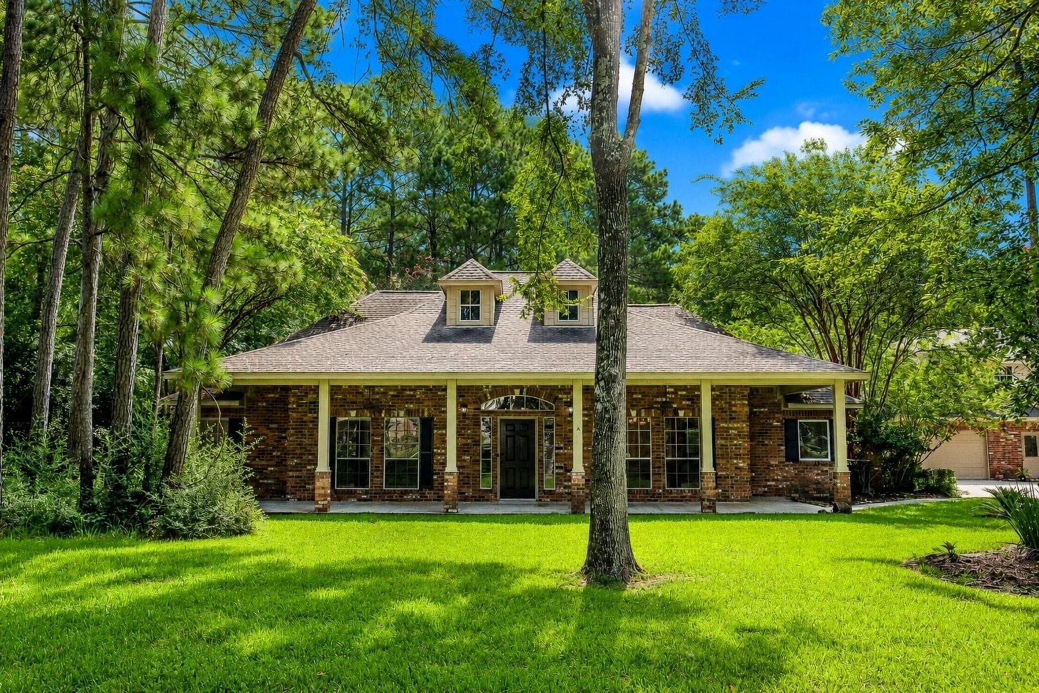 Crestwater Cir, Magnolia, TX 77354