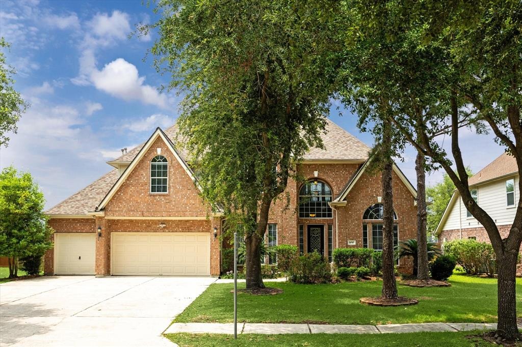 Mandavilla Dr, Houston, TX 77095
