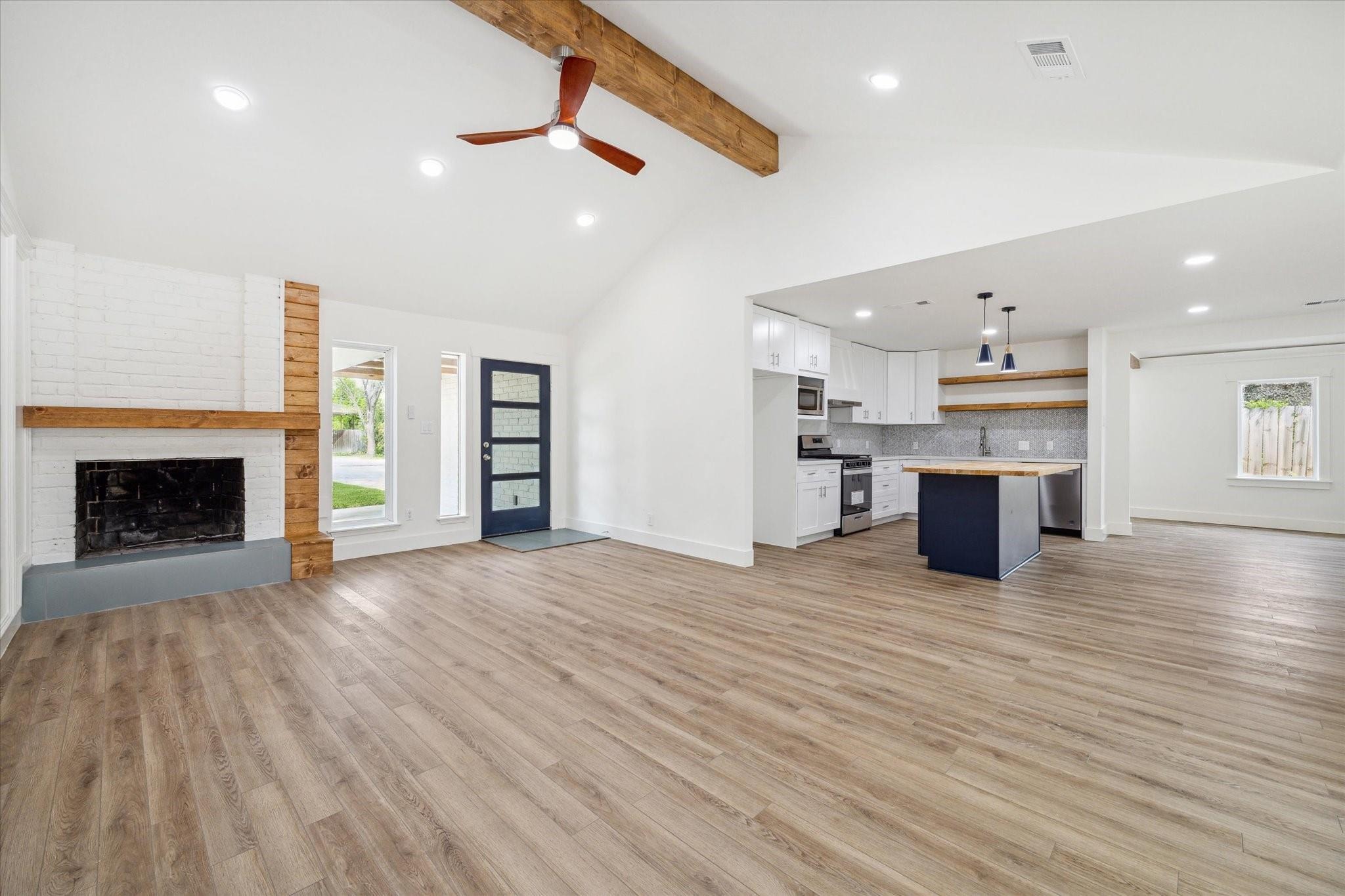 Carousel Ln, Houston, TX 77080