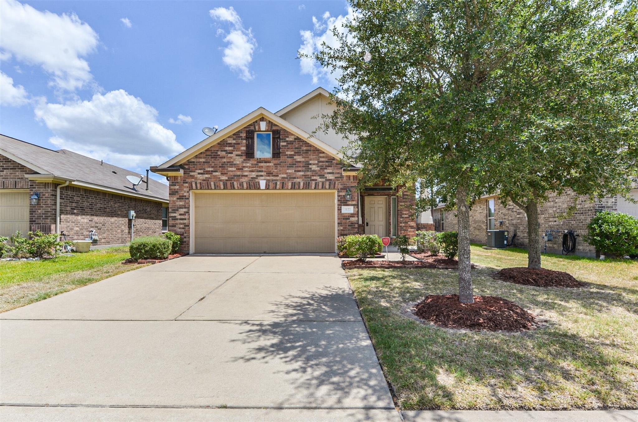 Palacious Falls Ln, Katy, TX 77449