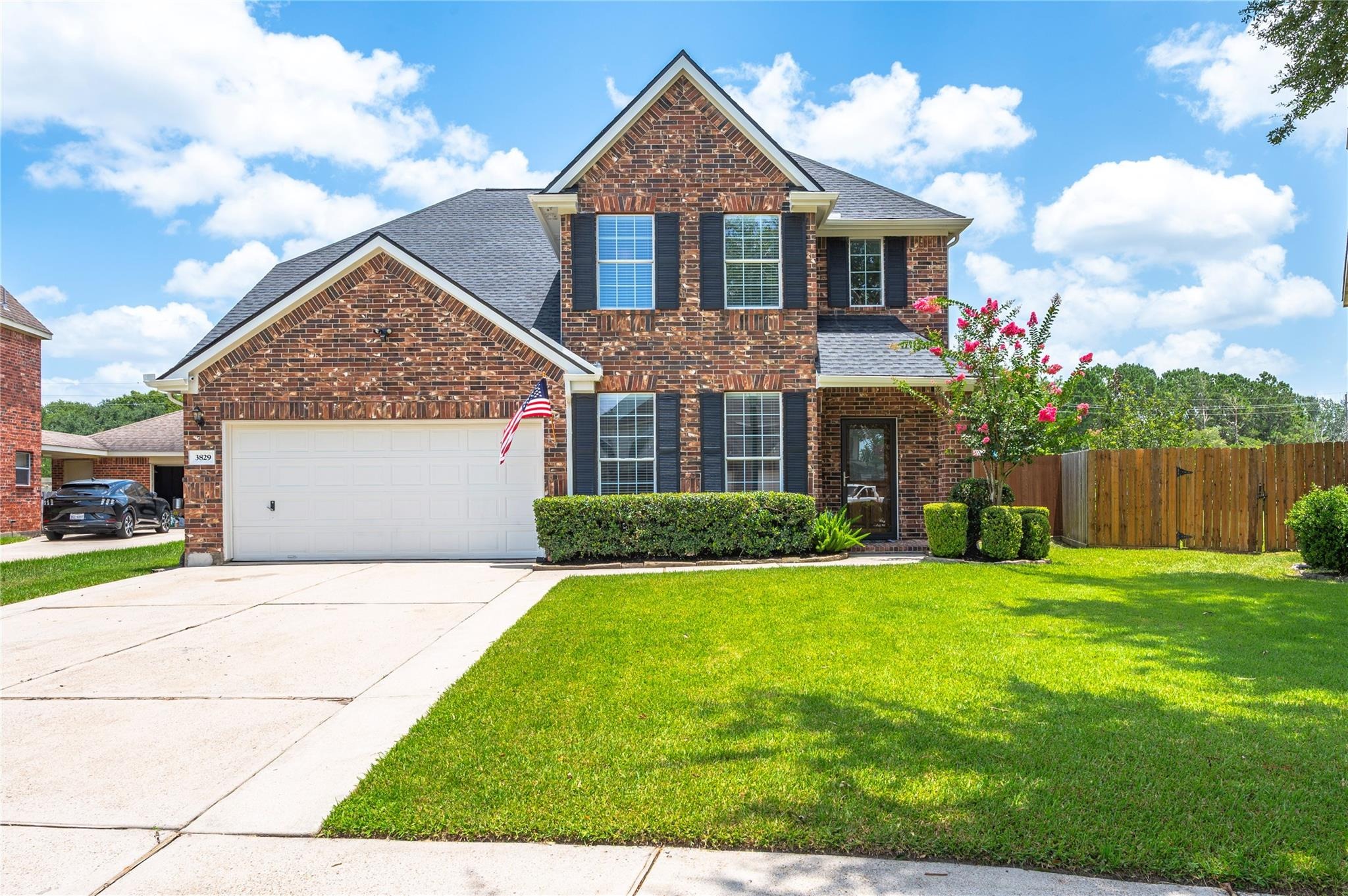 Houston Lake Dr, Pearland, TX 77581