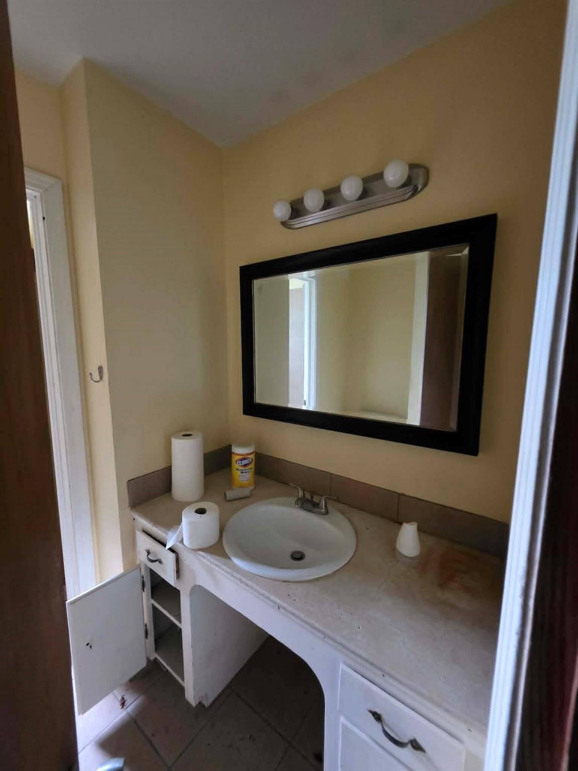 Edison St, Houston, TX 77009 #1