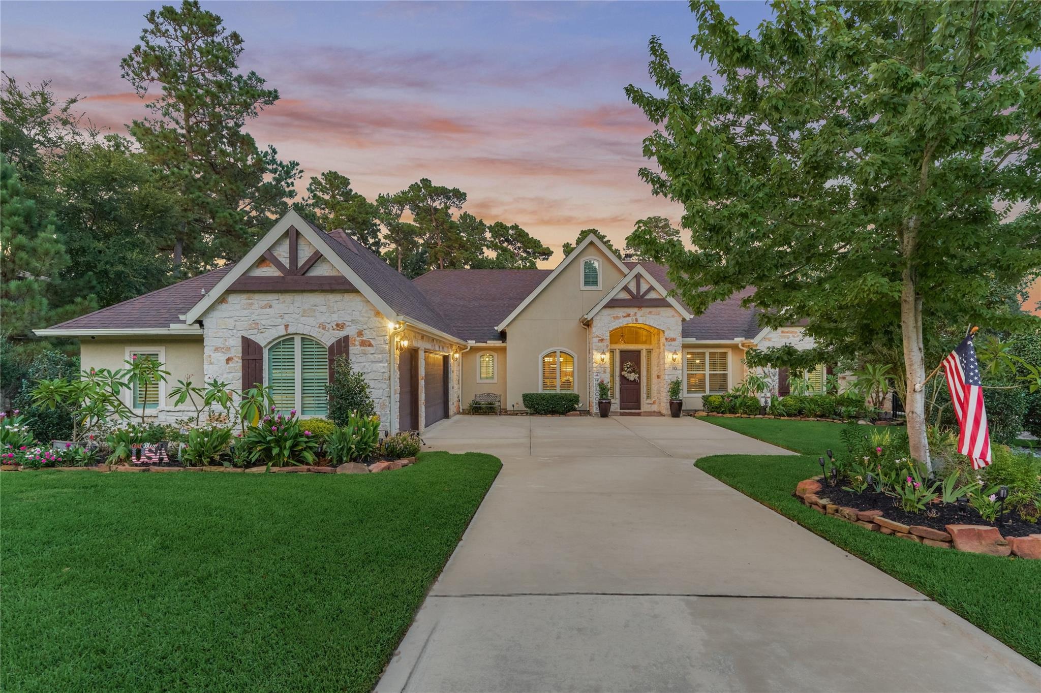 Westlyn Ln, Montgomery, TX 77356