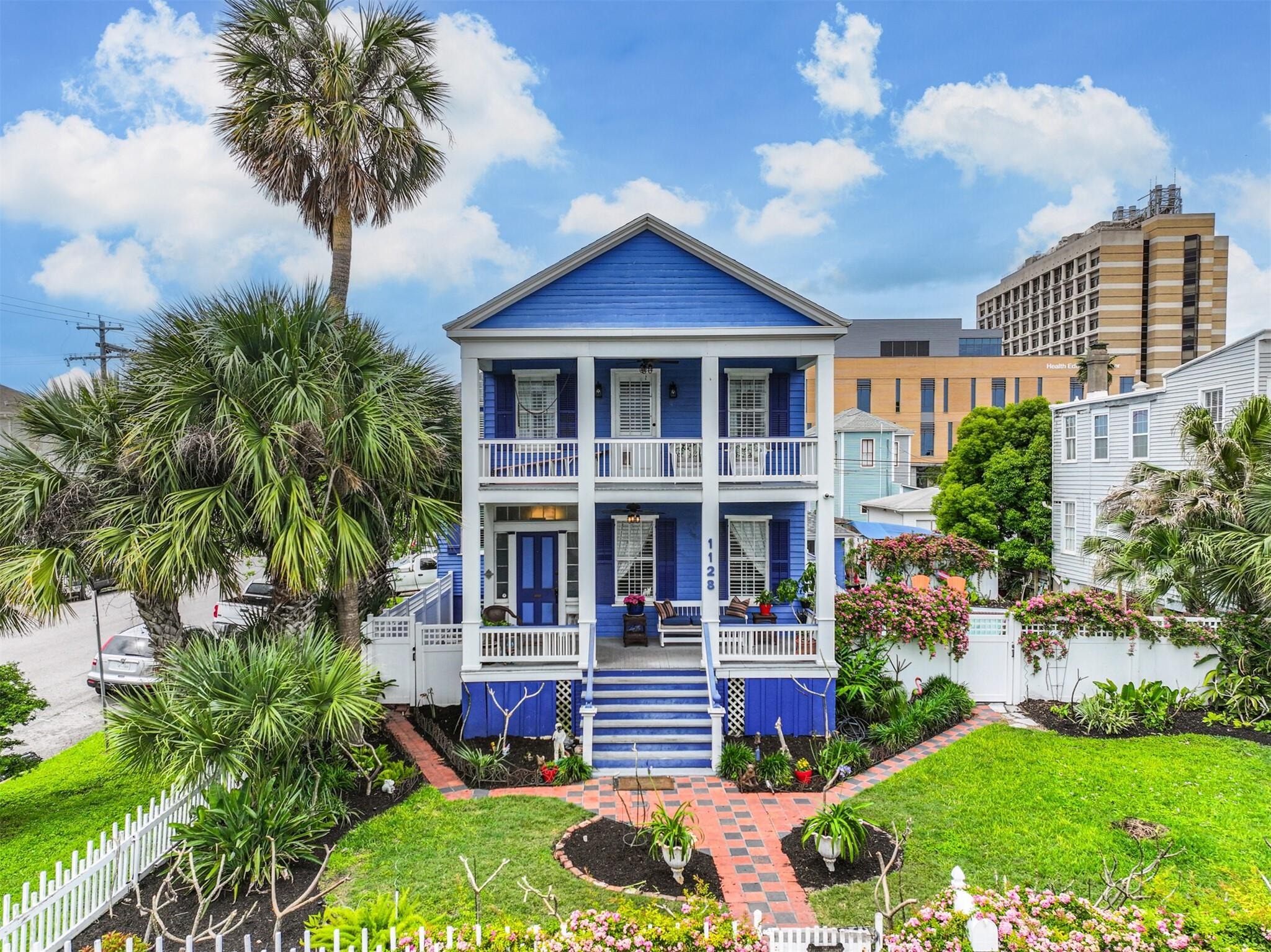 Post Office St, Galveston, TX 77550