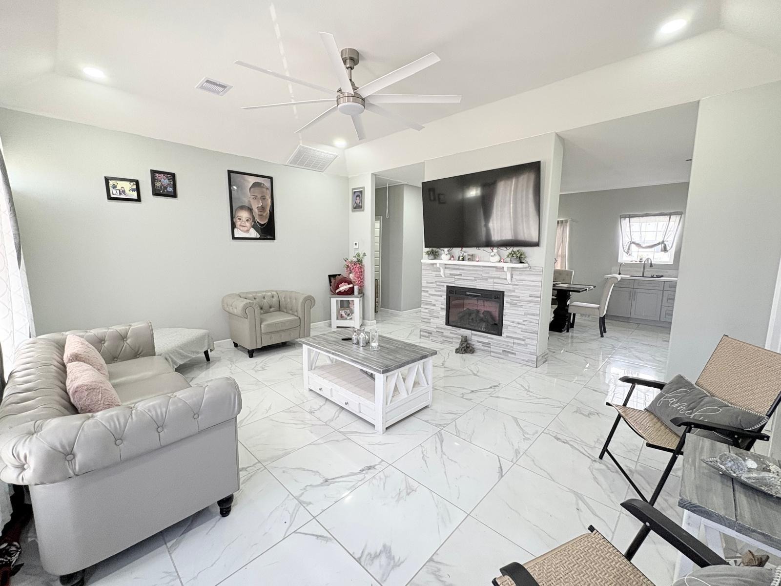 Road 57211 , Cleveland, TX 77327 #1