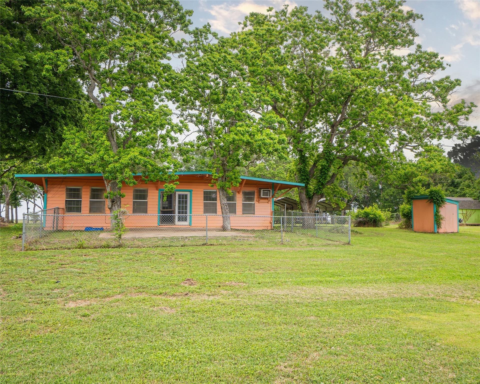 County Road 296 , Bay City, TX 77414