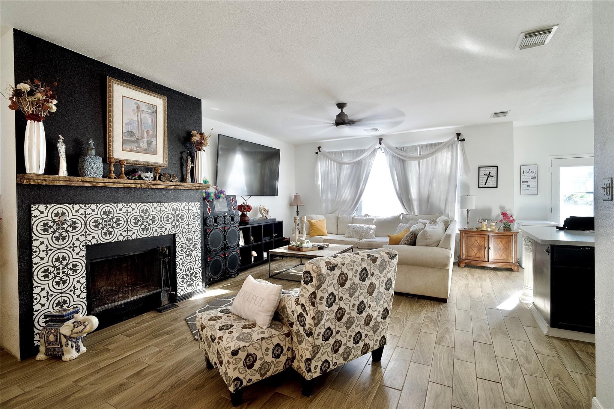 Lerin Ln, Sugar Land, TX 77498 #1