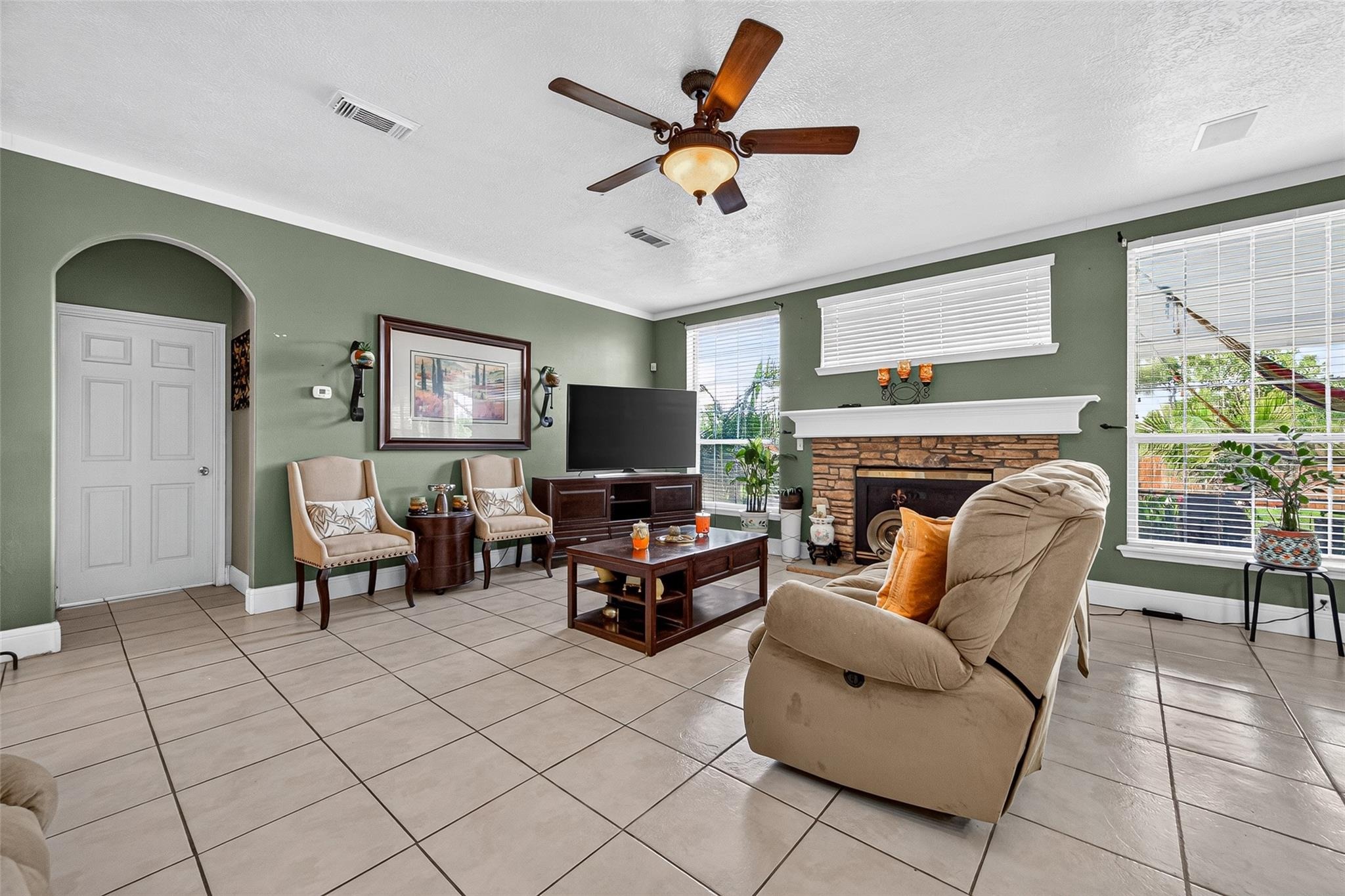Crystal Point Dr, Katy, TX 77449 #1