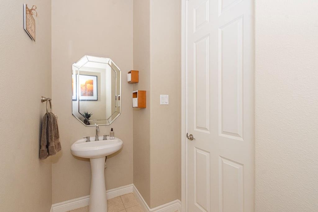 Lakes At 610 Dr, Houston, TX 77054 #1