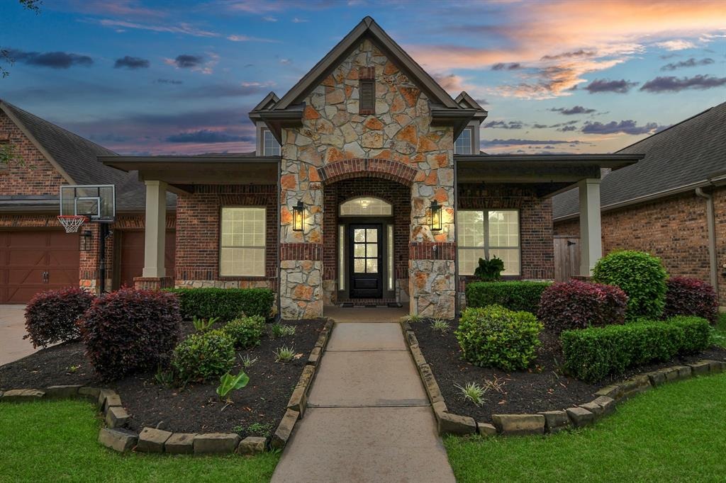 Caroline Ridge Dr, Humble, TX 77396