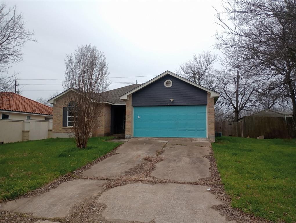Oak River Dr, Cedar Creek, TX 78612