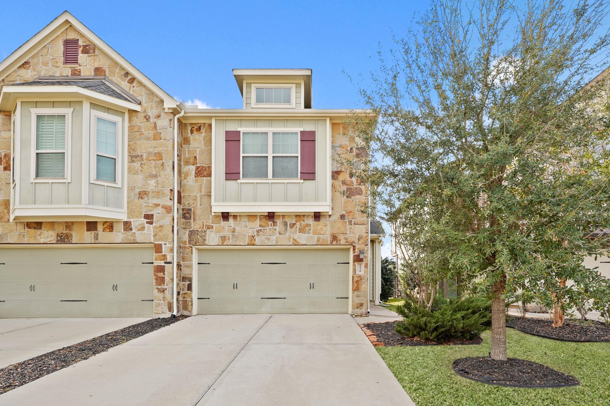 Purple Meadow Ln, Fulshear, TX 77441