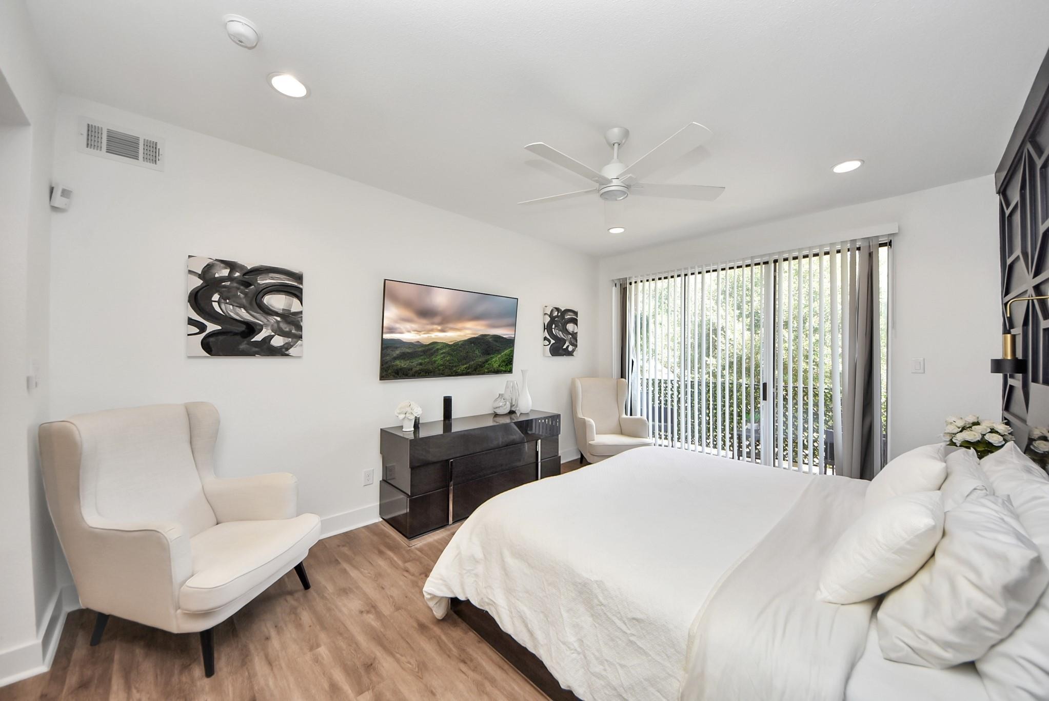 Underwood St, Houston, TX 77030 #1
