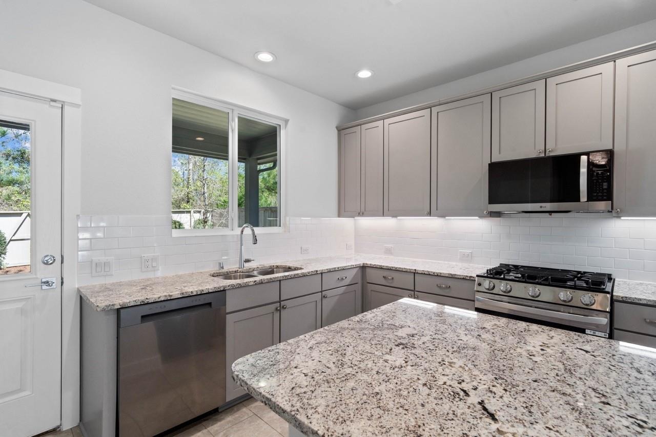 Bay Warbler Way, Magnolia, TX 77354 #1