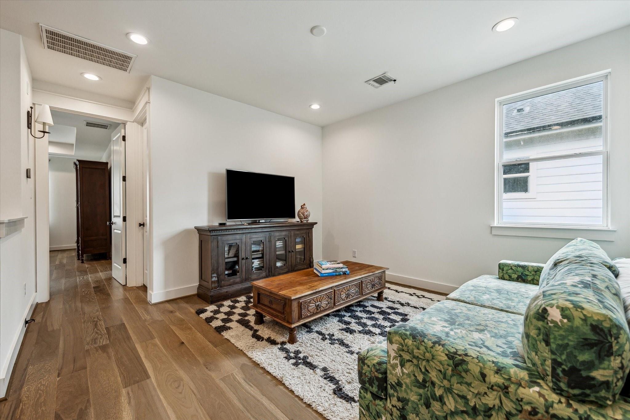 39th St, Houston, TX 77022 #1