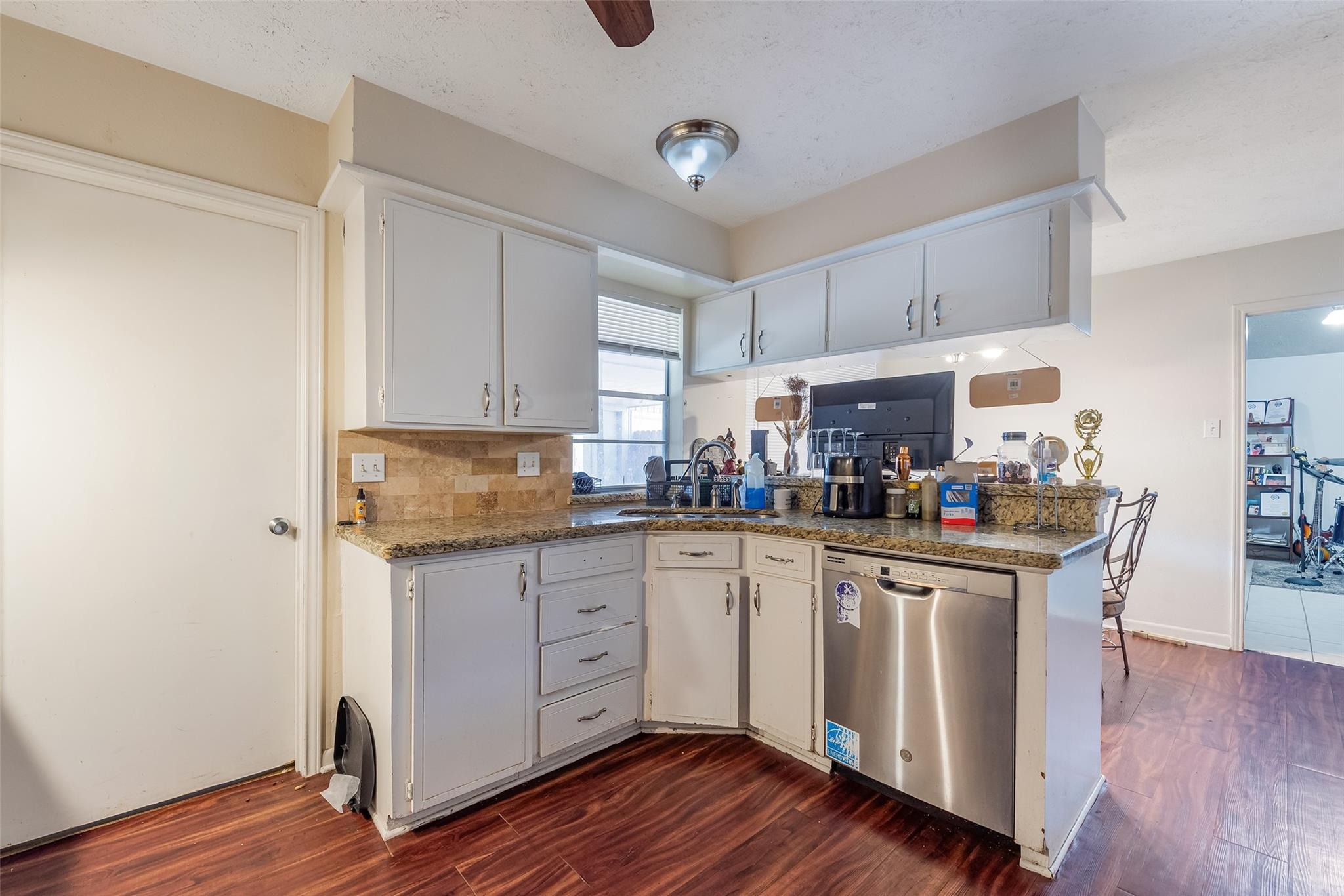 Braes Forest Dr, Houston, TX 77071 #1