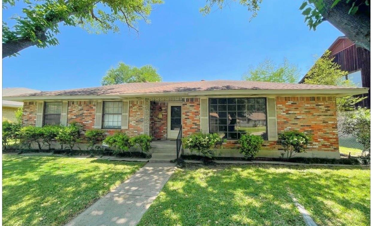 Shady Glen Ln, Dallas, TX 75232
