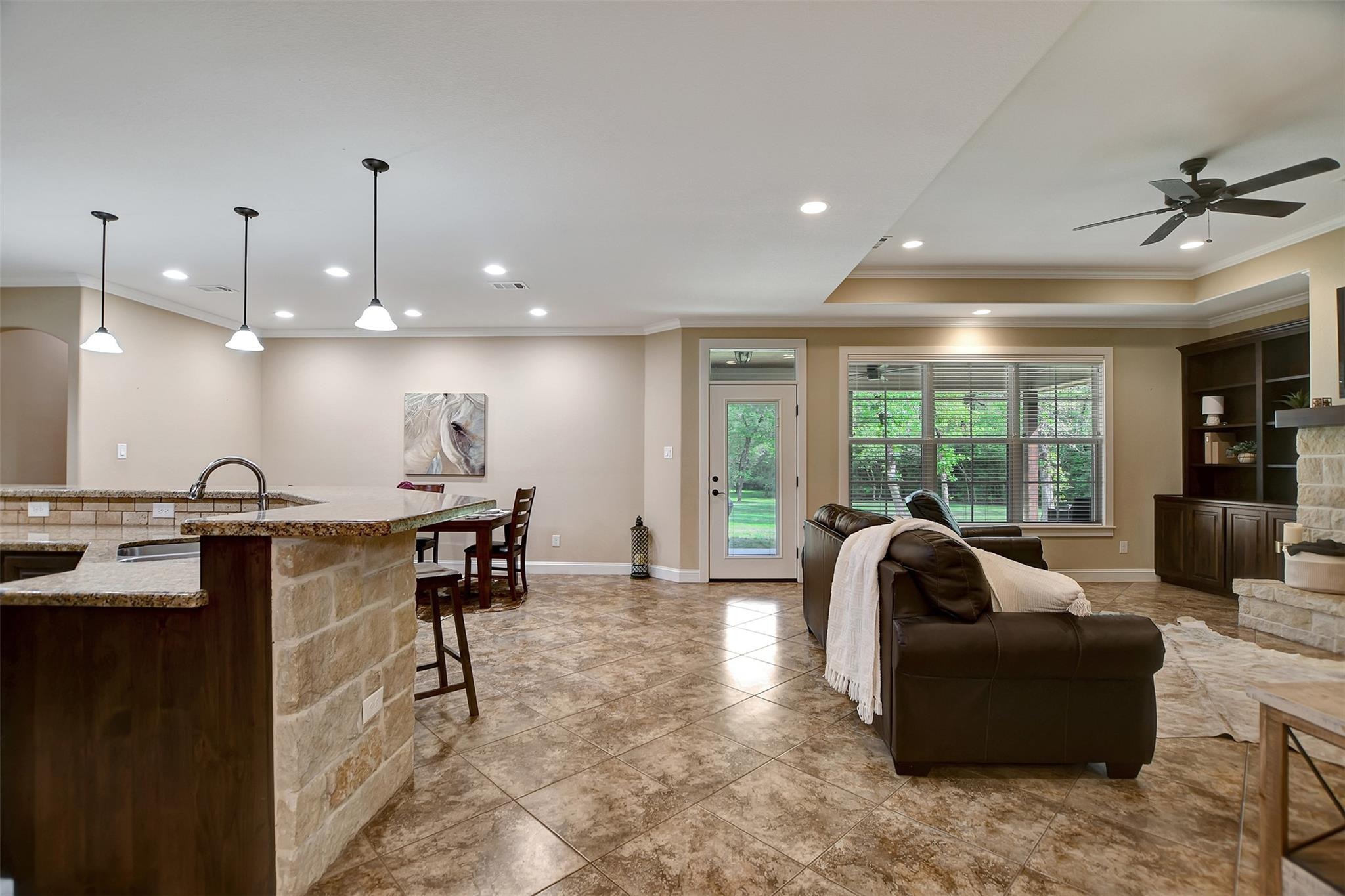 Evelyn Ct, Franklin, TX 77856 #1