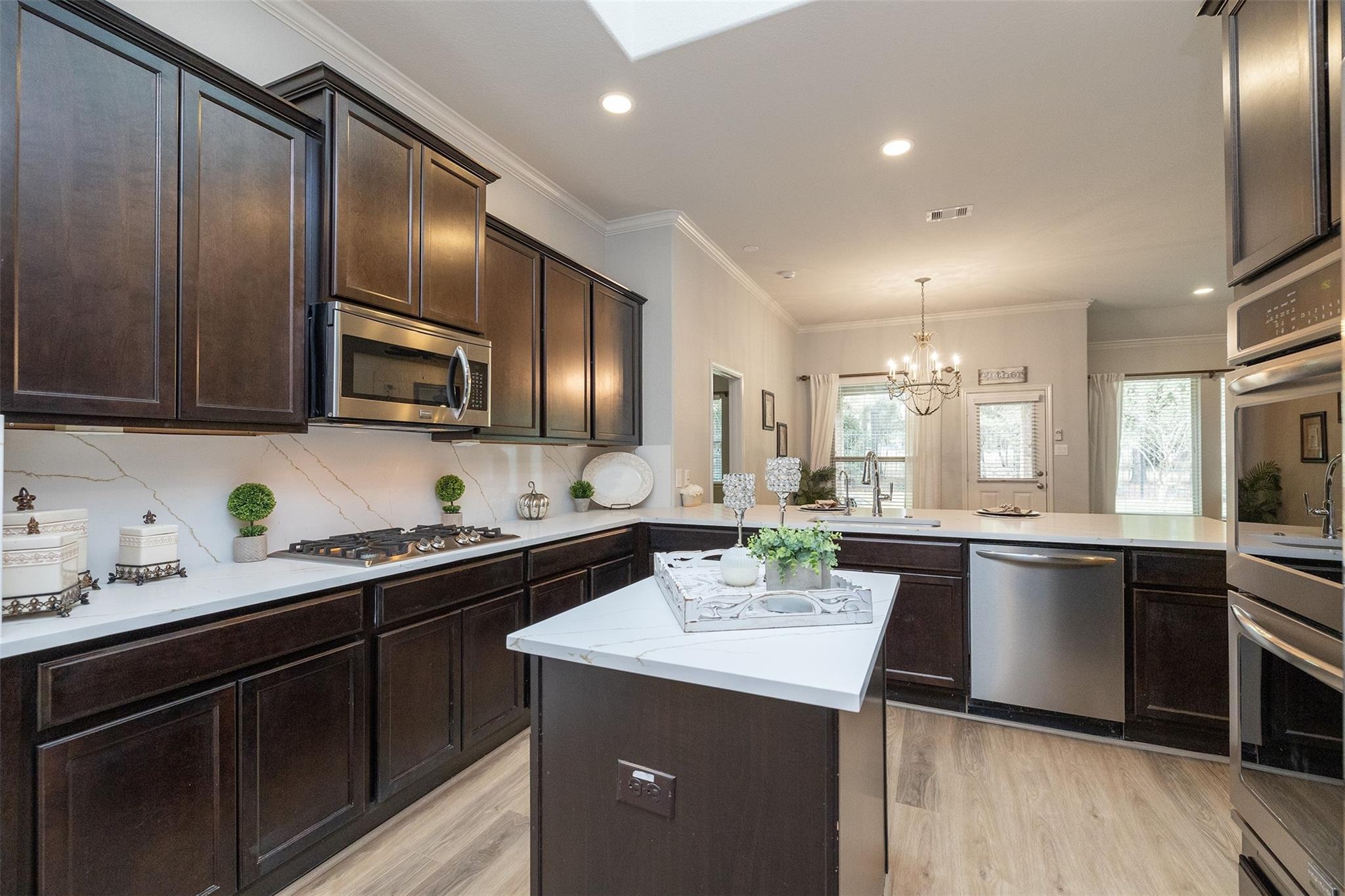 Sir Alex Dr, Tomball, TX 77375