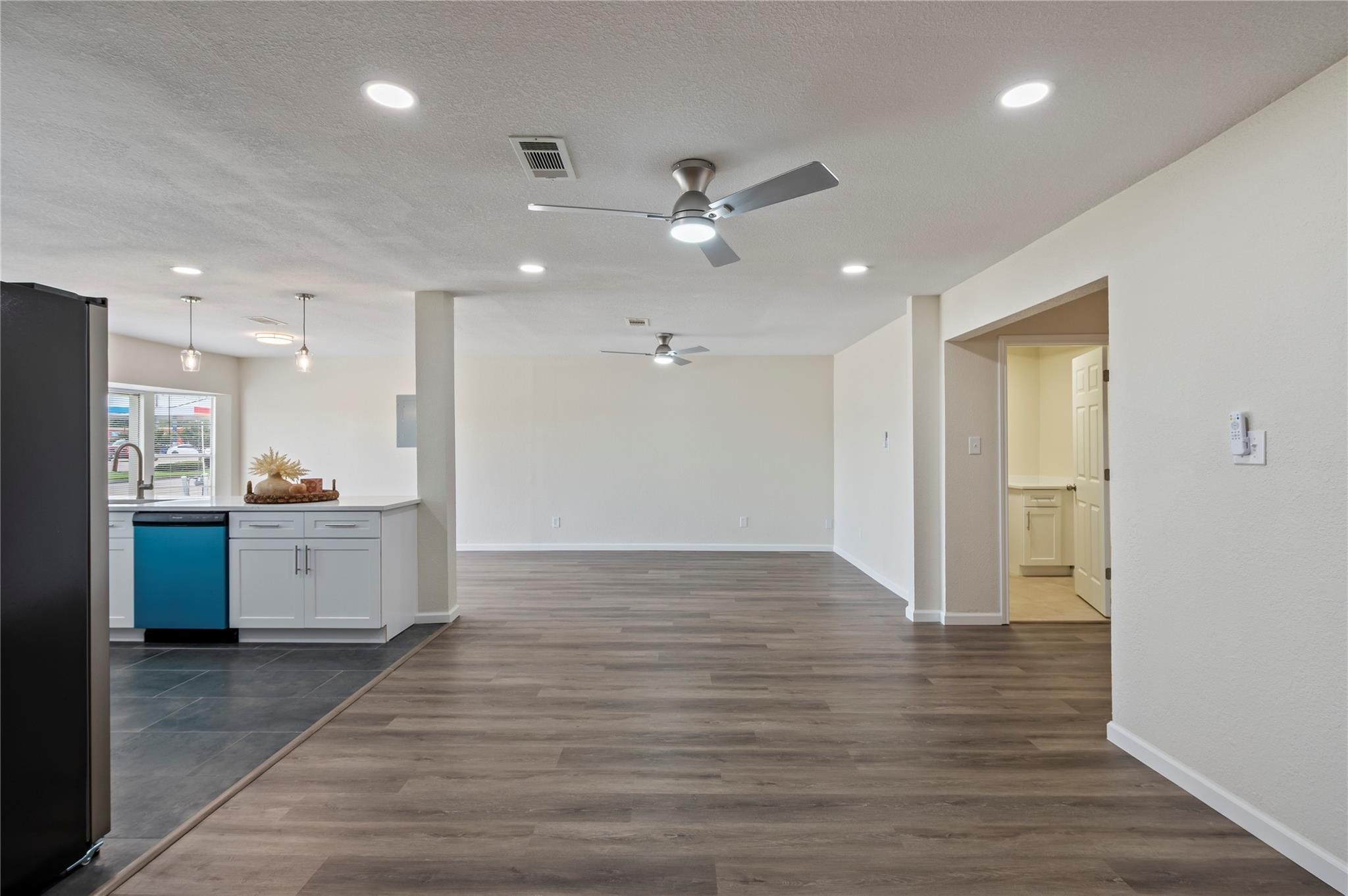 Logan St, Texas City, TX 77590 #1