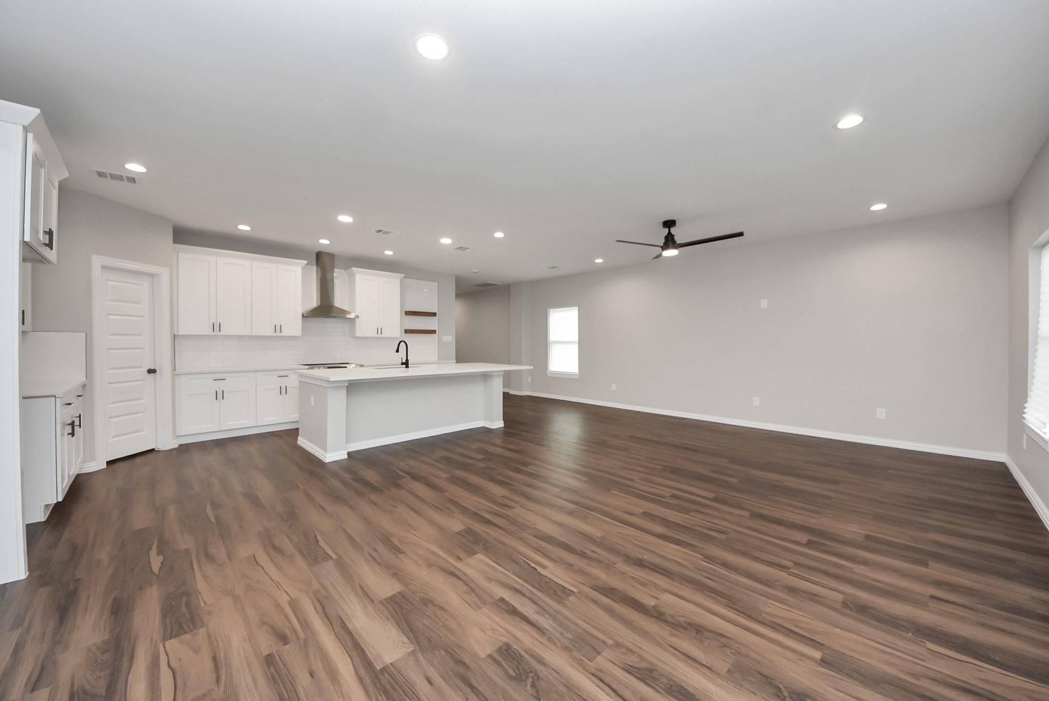 Ritz St, Houston, TX 77028 #1
