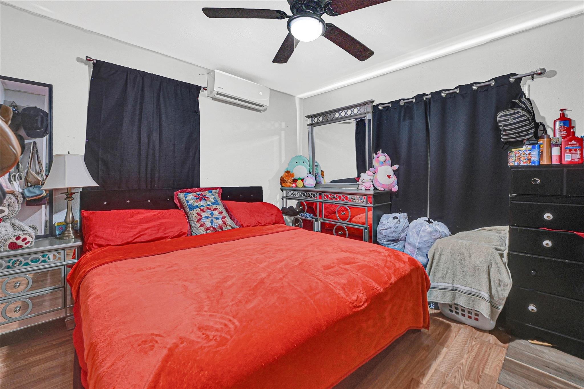 Palestine St, Houston, TX 77029 #1