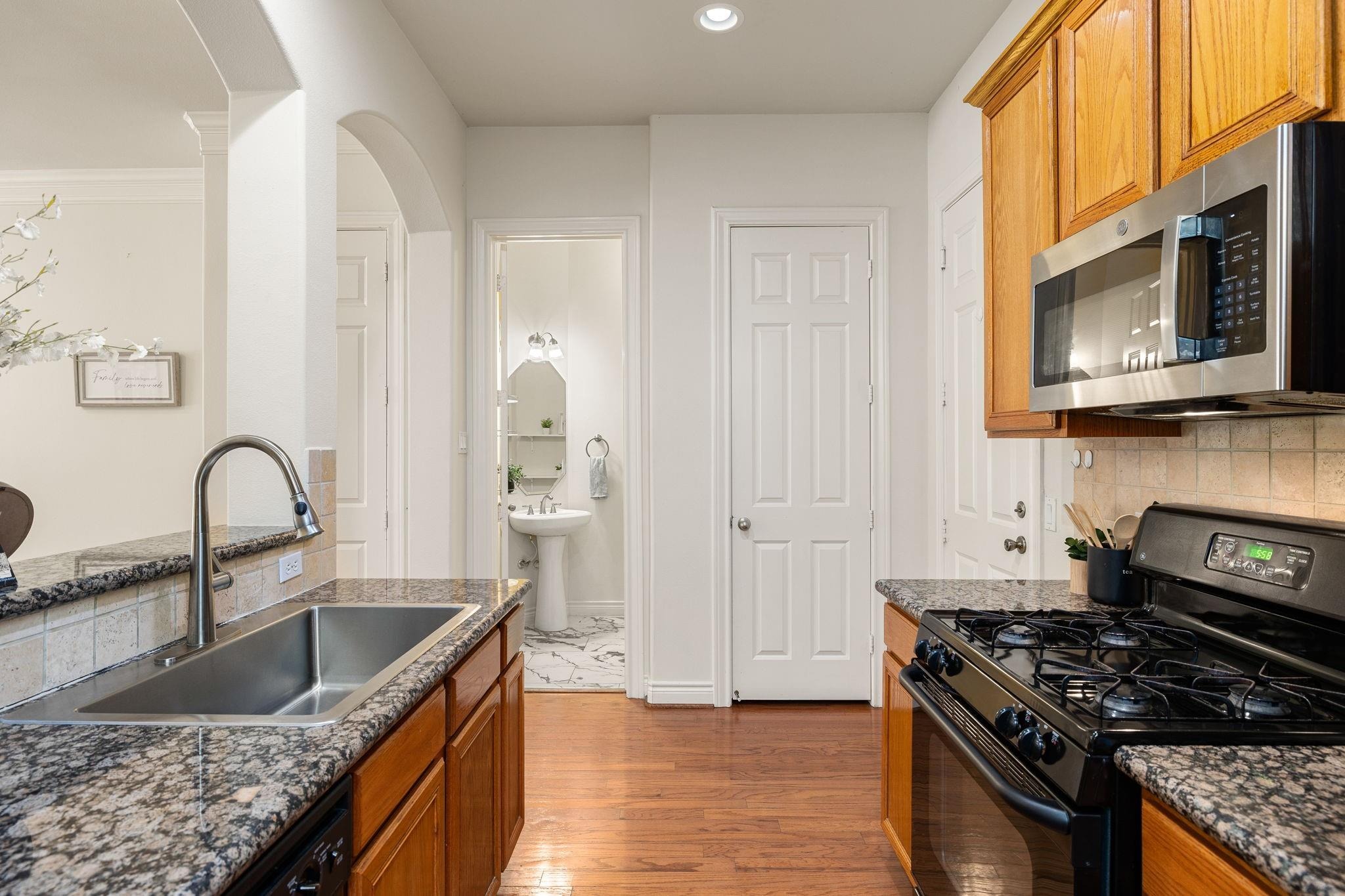 Lakes At 610 Dr, Houston, TX 77054 #1
