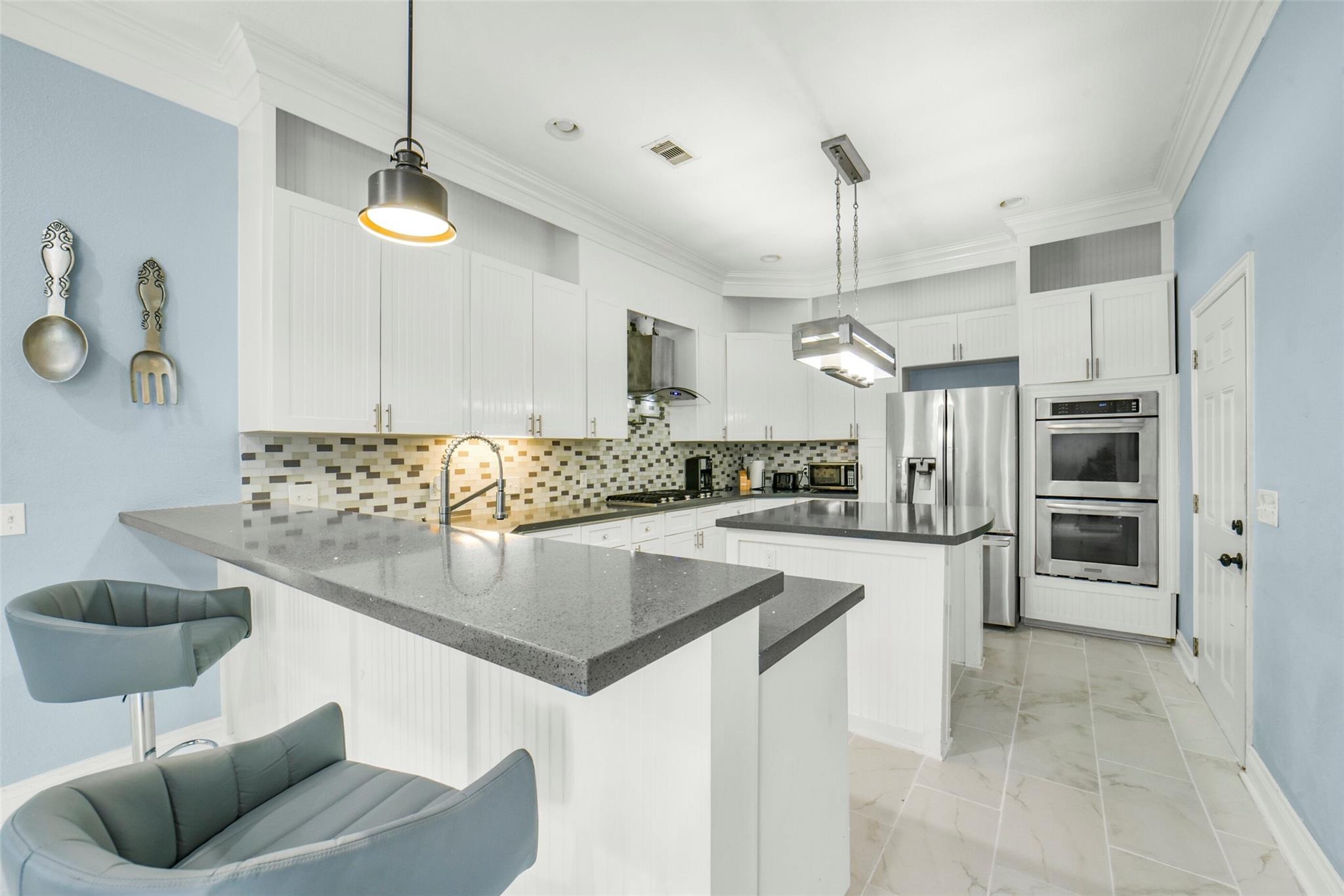 Bittercreek Dr, Houston, TX 77042 #1