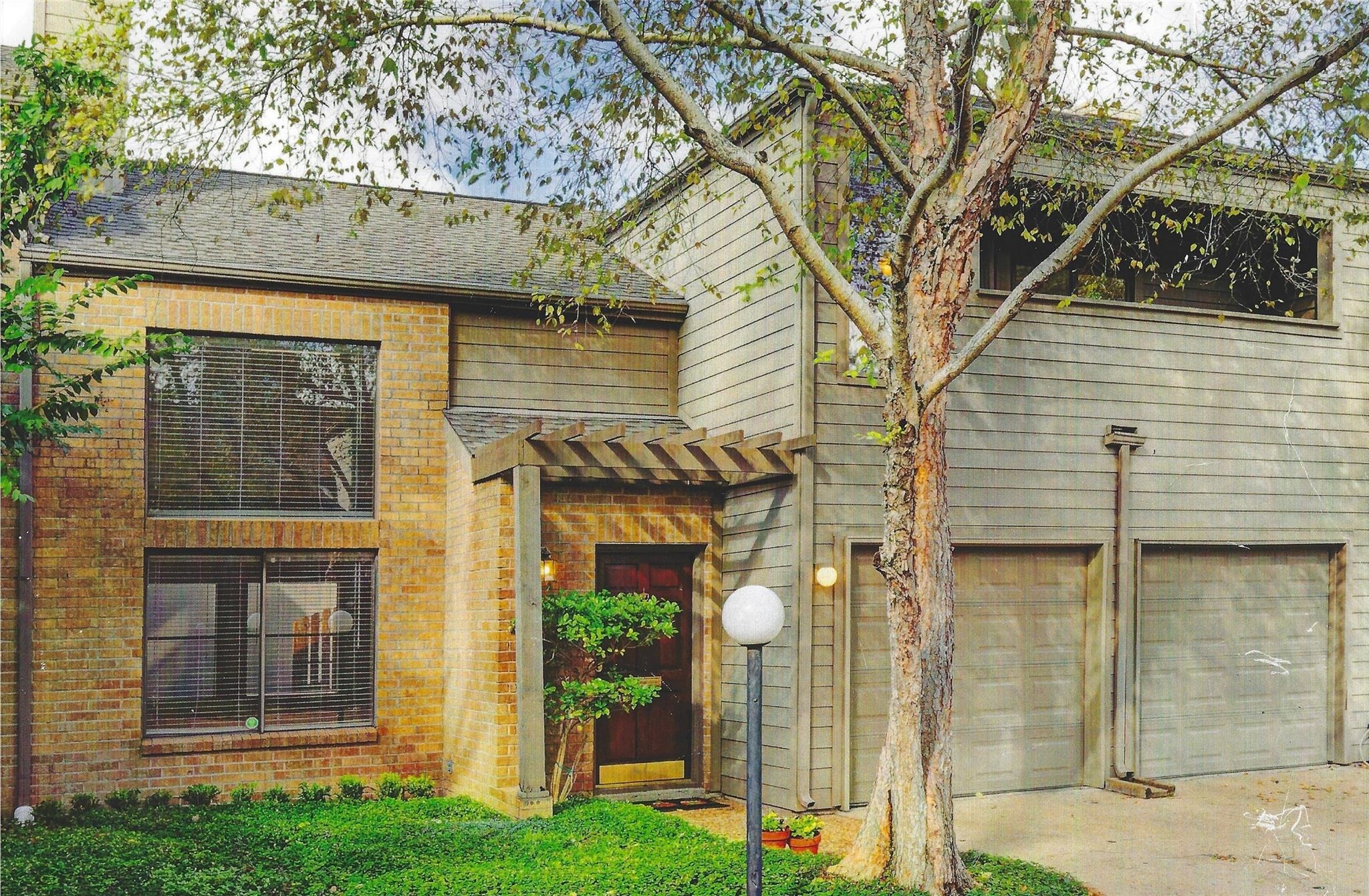 Alabama St, Houston, TX 77027