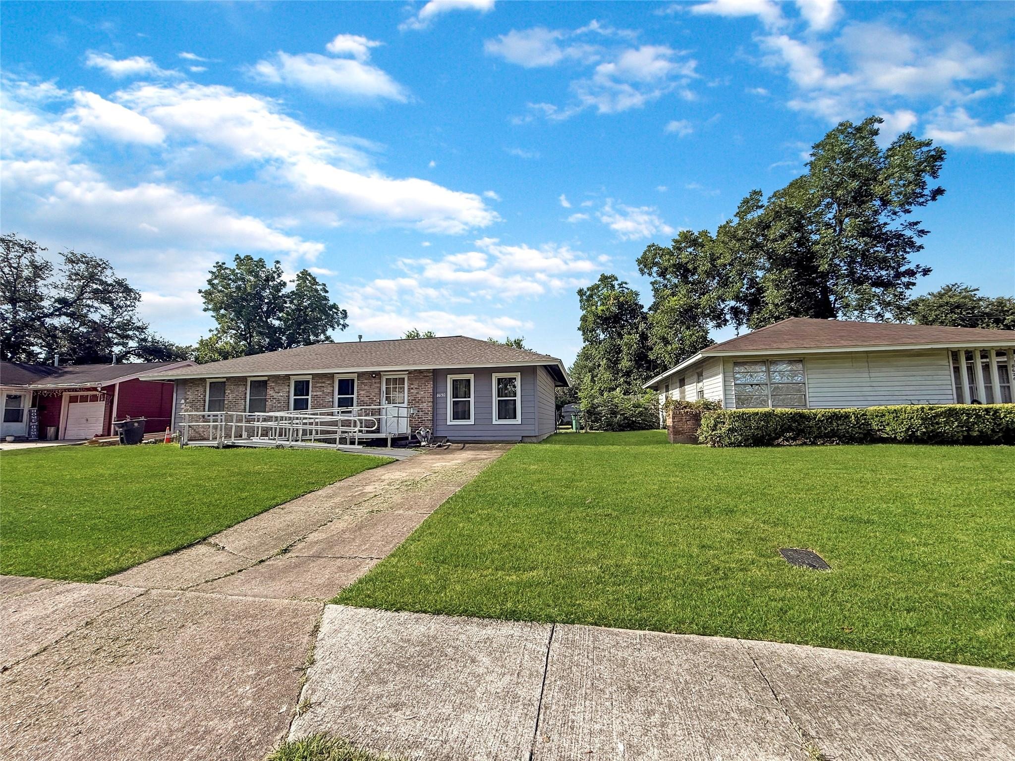 Anacortes St, Houston, TX 77061 #1
